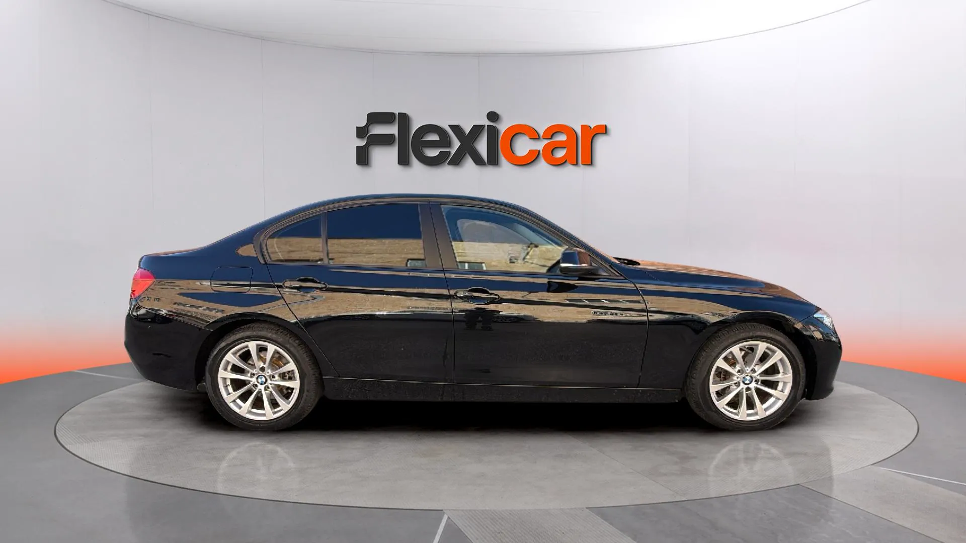 BMW Serie 3 318d - foto 8