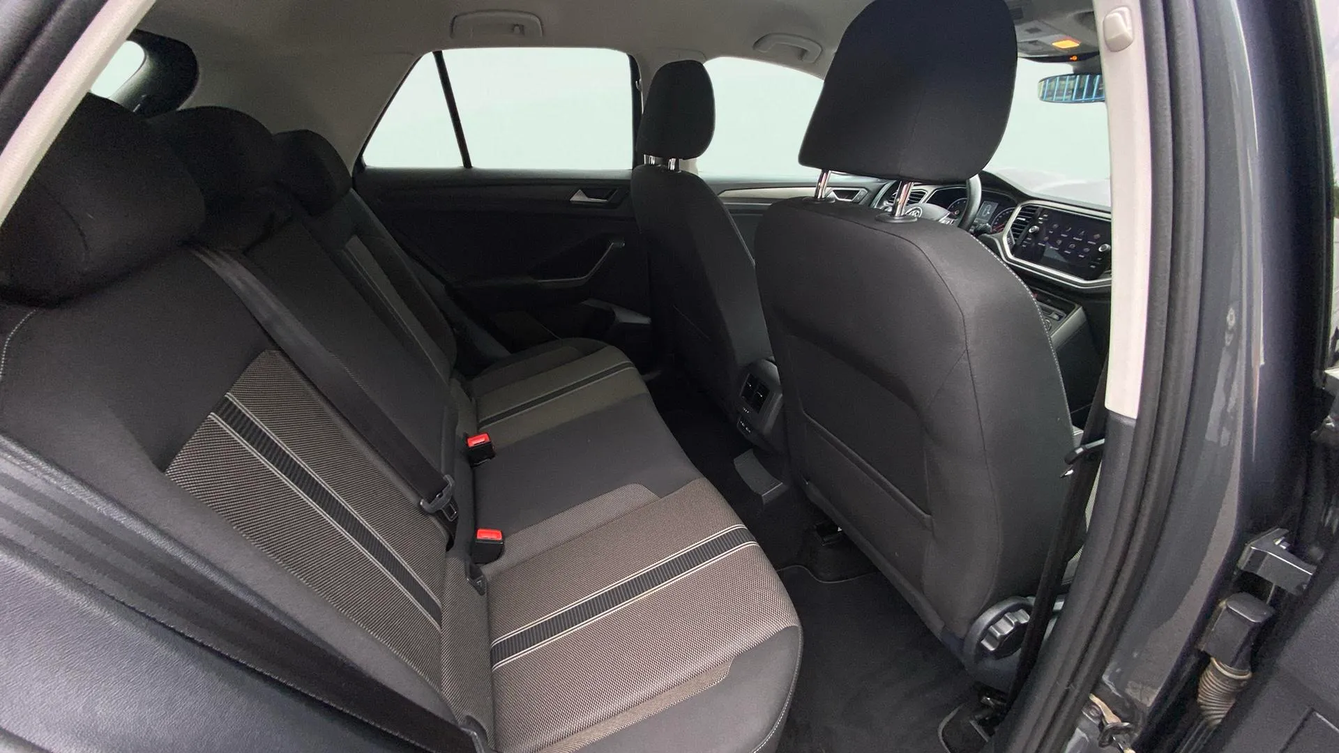 Volkswagen T-Roc Advance 1.0 TSI - foto 22