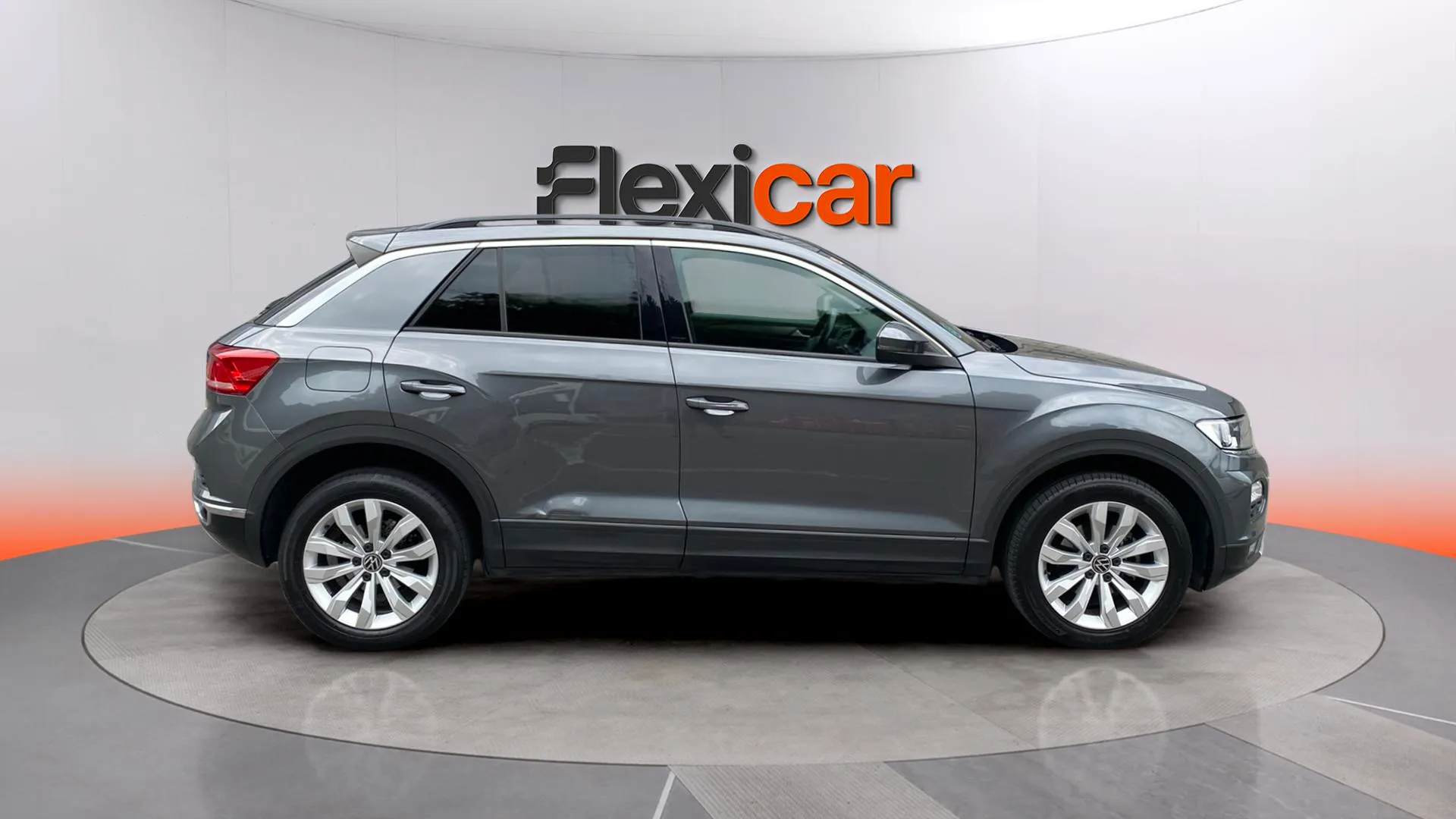 Volkswagen T-Roc Advance 1.0 TSI - foto 2