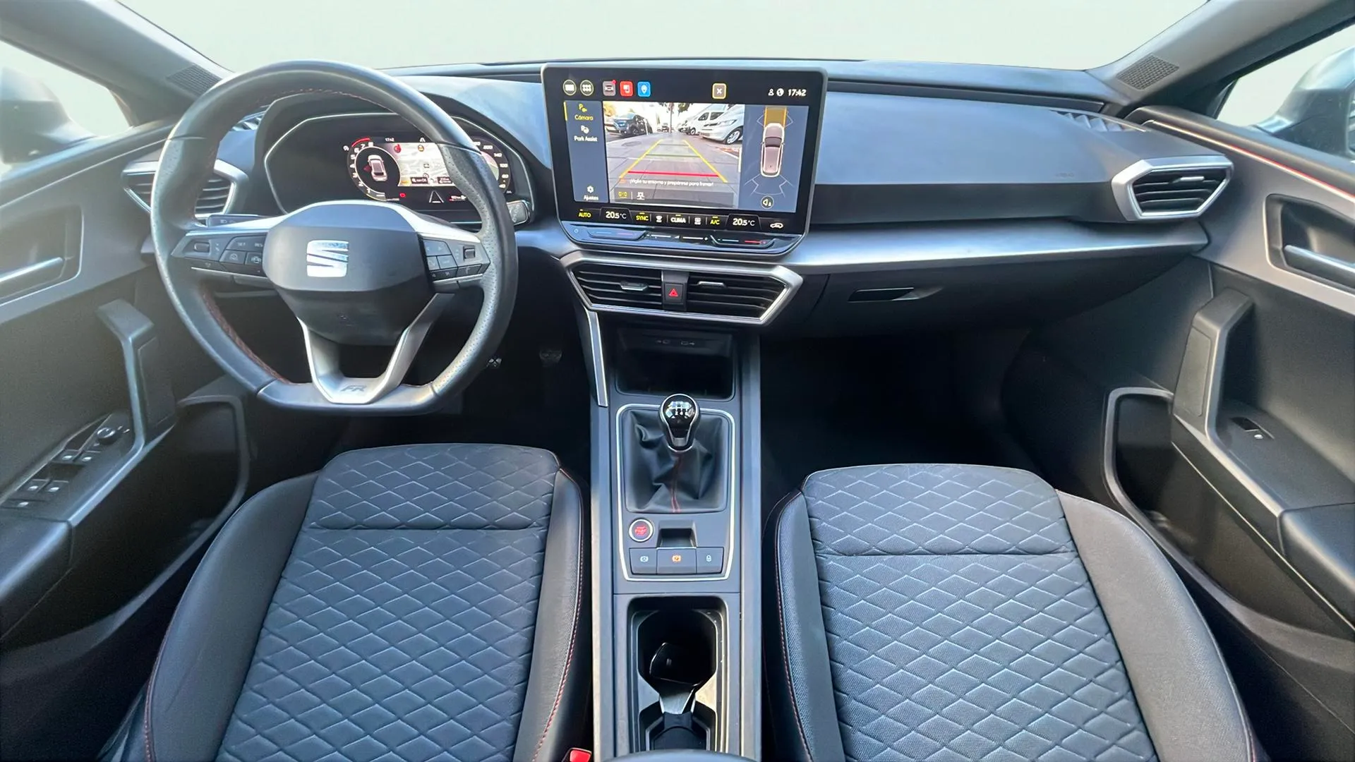 SEAT León 1.5 TSI FR 25 Aniversario - foto 14