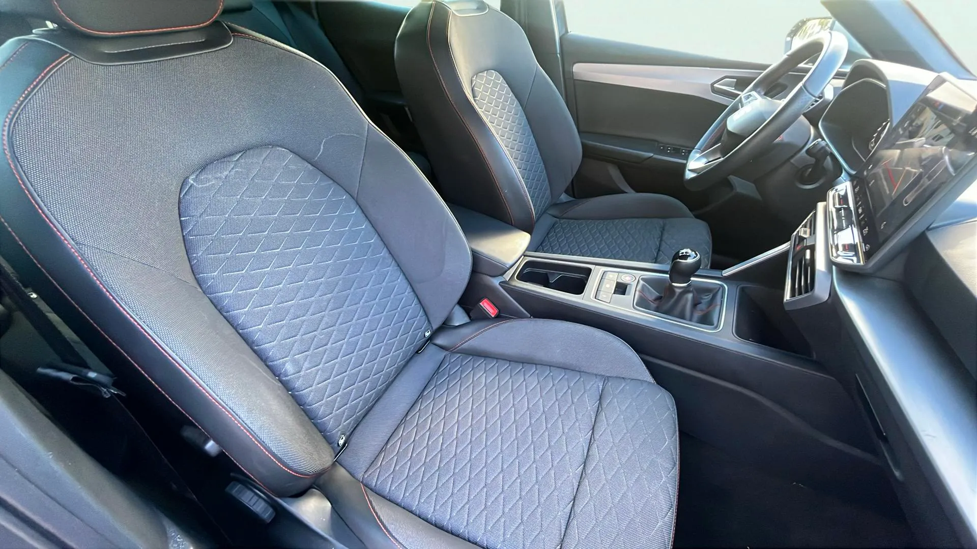 SEAT León 1.5 TSI FR 25 Aniversario - foto 20