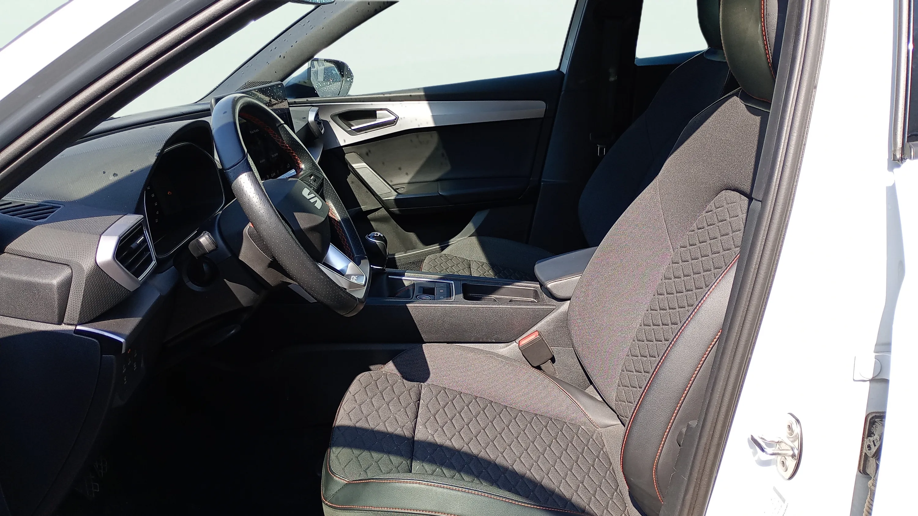 SEAT León 1.5 TSI FR 25 Aniversario - foto 6