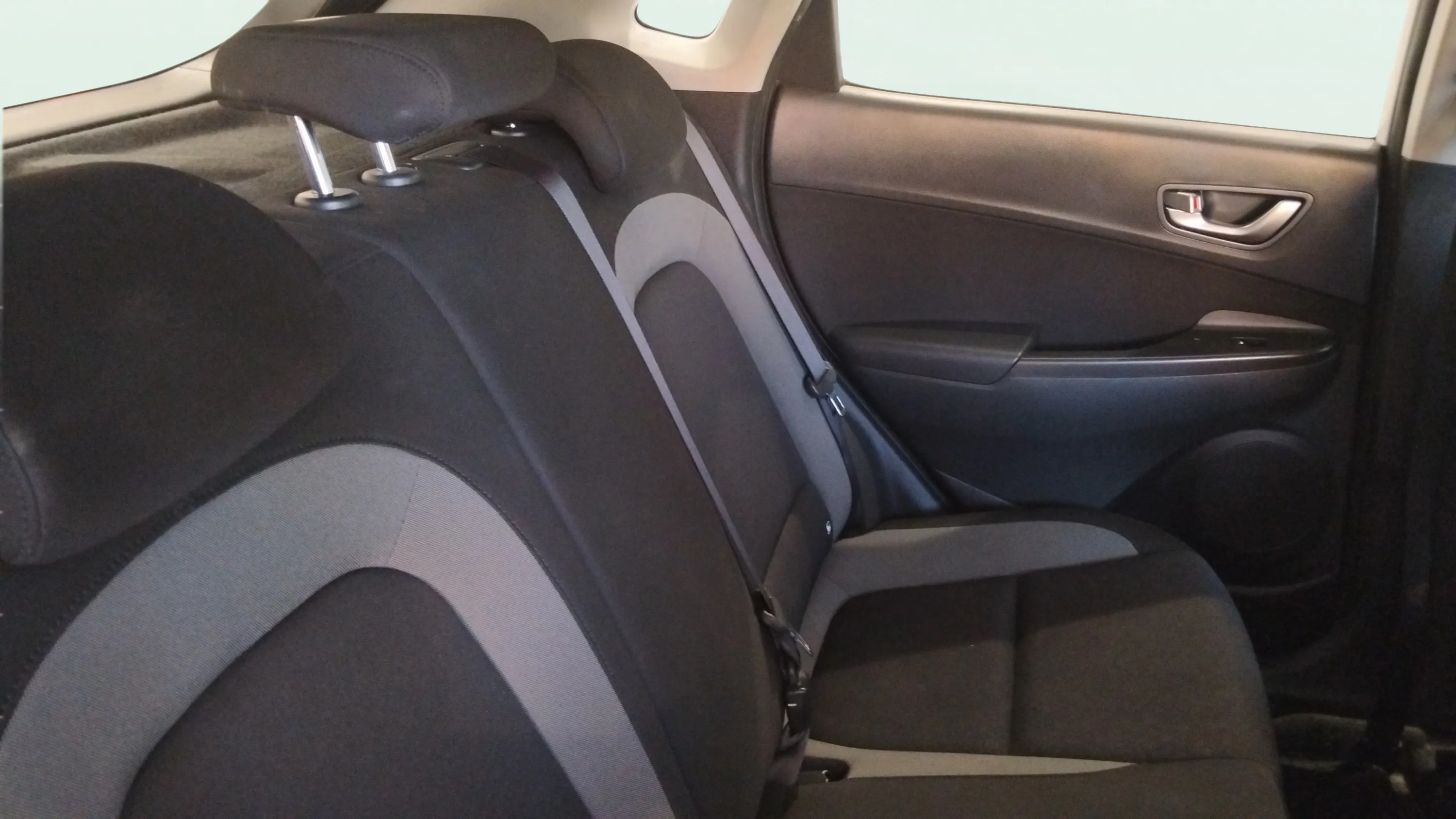 Hyundai Kona 1.6 CRDi Klass 4x2 - foto 9