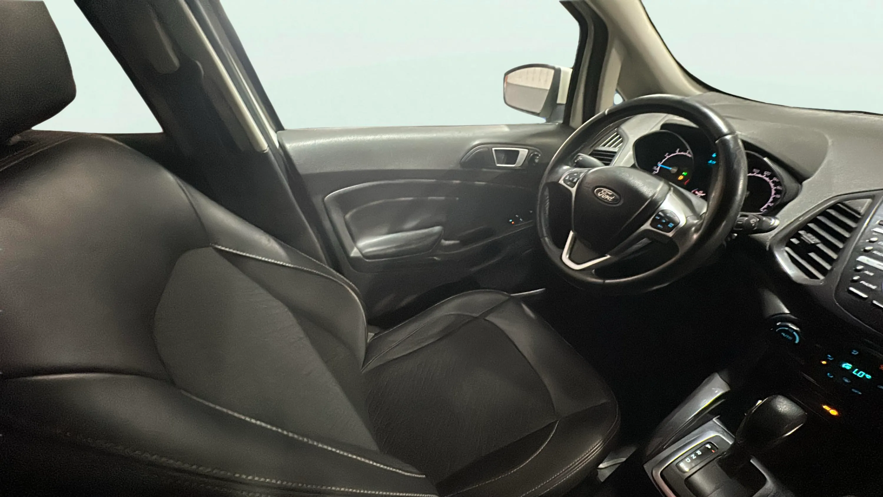 Ford EcoSport 1.5 Ti-VCT Titanium Powershift - foto 13