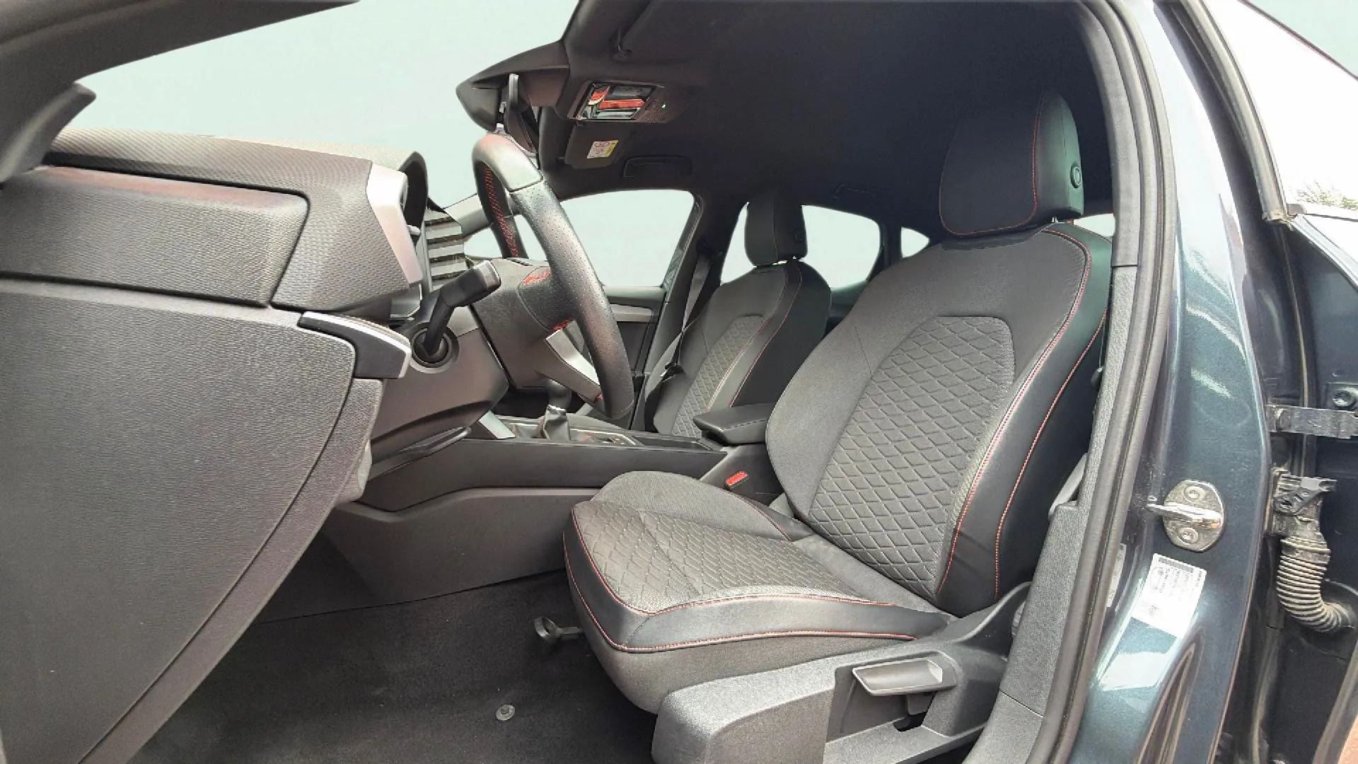 SEAT León 1.5 TSI FR 25 Aniversario - foto 12