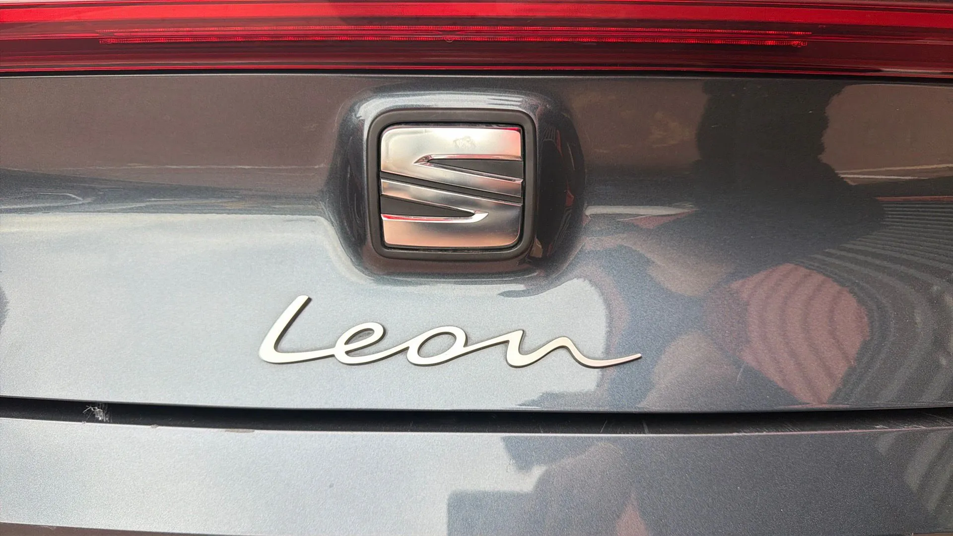 SEAT León 1.5 TSI FR 25 Aniversario - foto 22