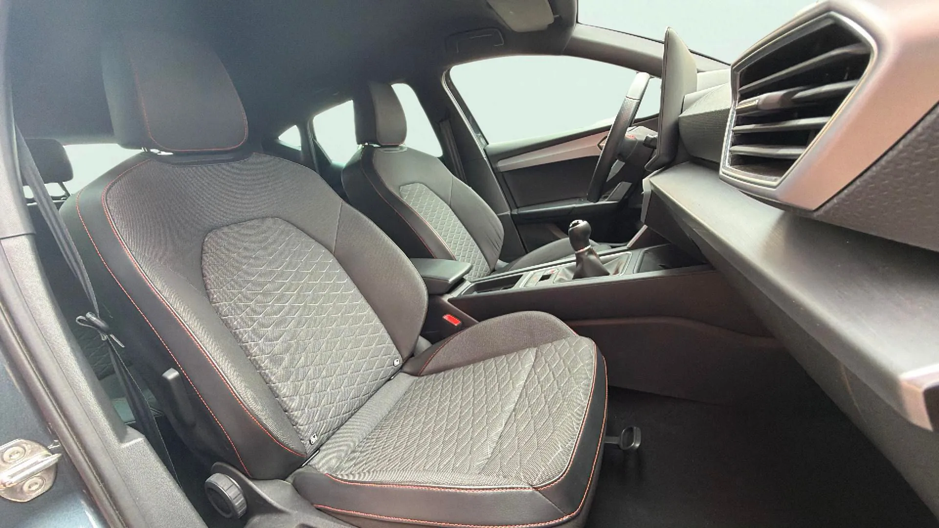SEAT León 1.5 TSI FR 25 Aniversario - foto 14