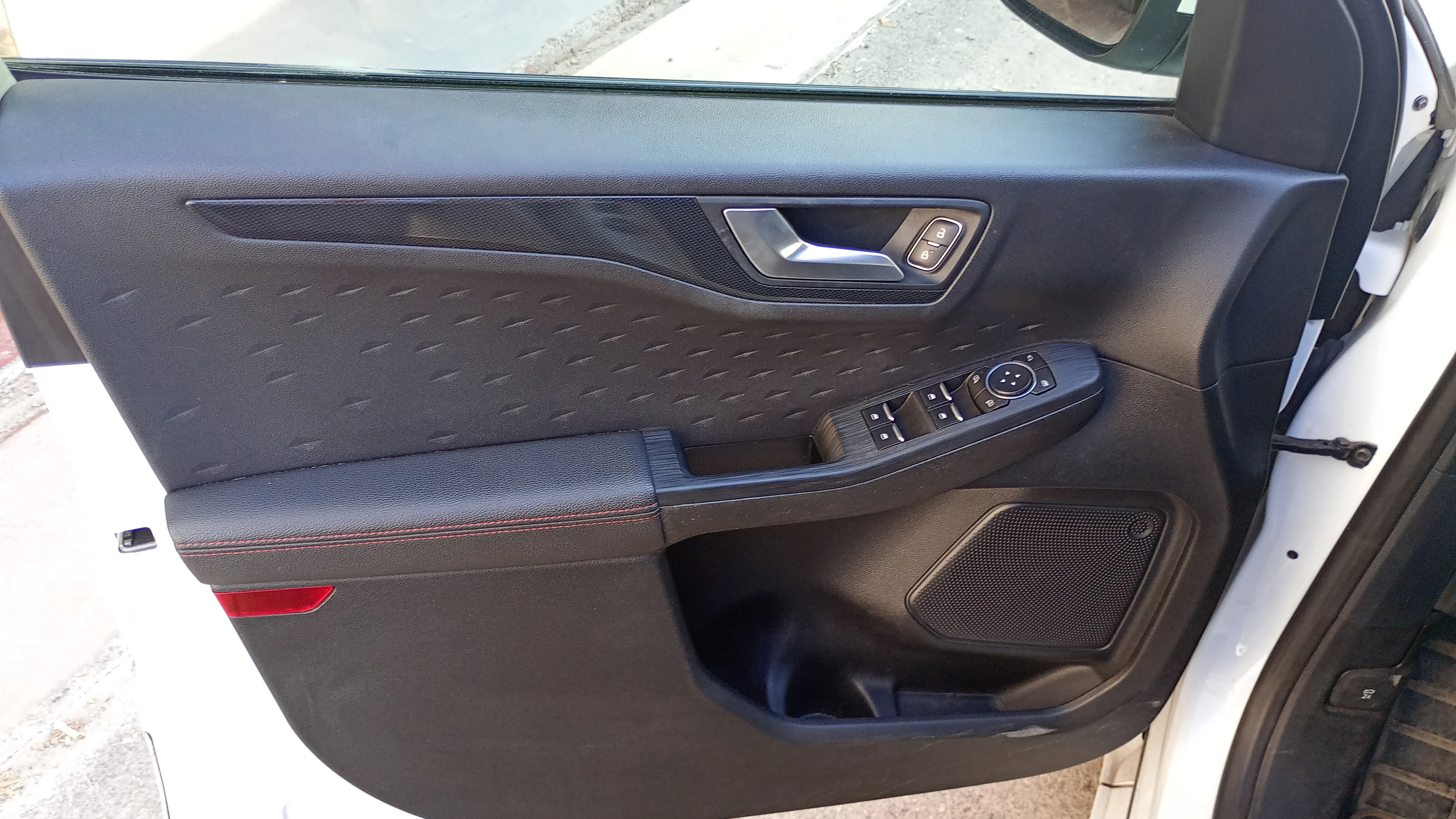 Ford Kuga ST-Line 1.5 EcoBoost - foto 13