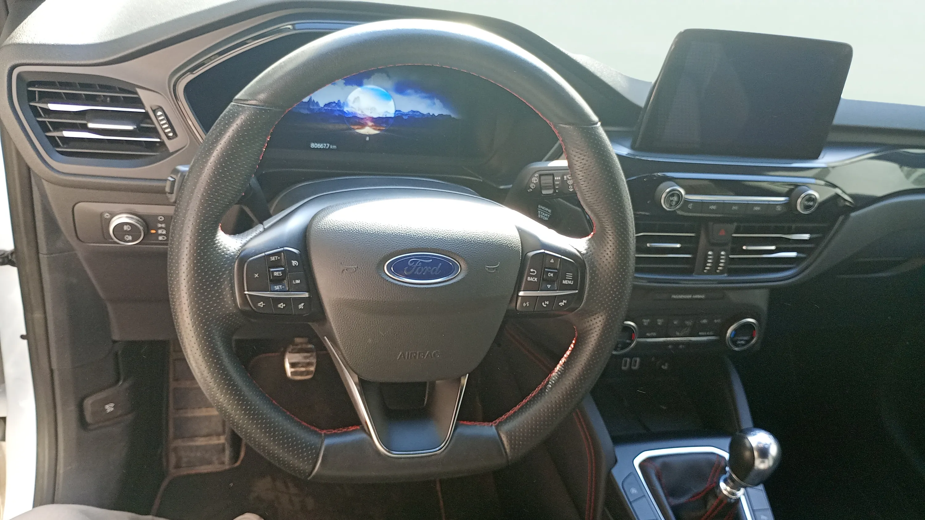 Ford Kuga ST-Line 1.5 EcoBoost - foto 7
