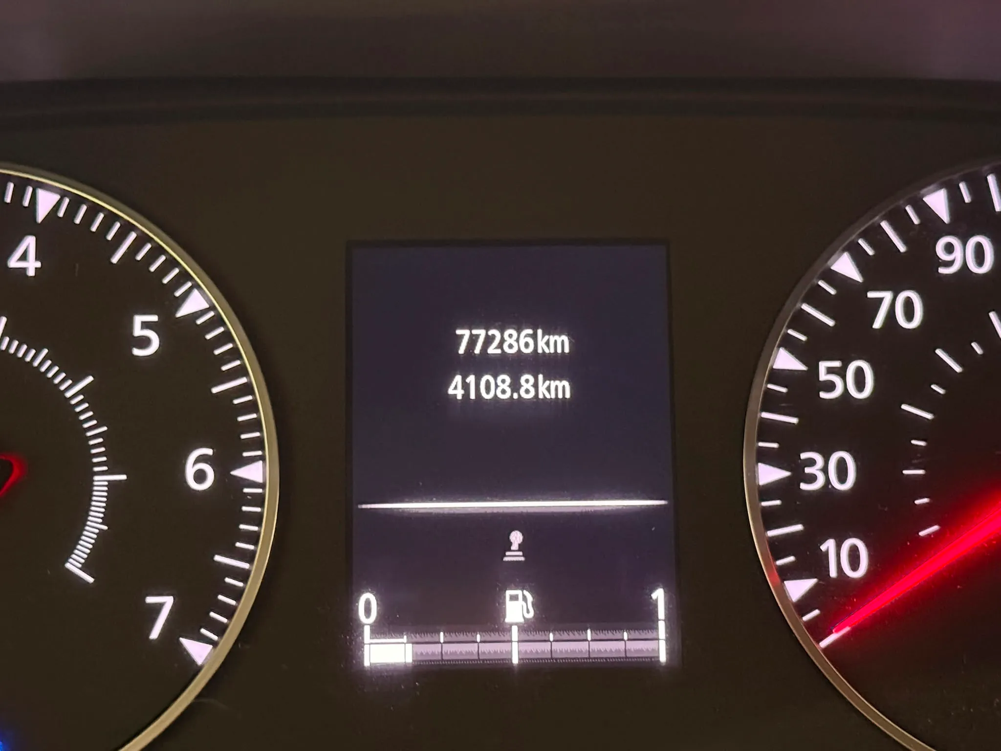 Dacia Duster Essential 1.6 4x2 - foto 8
