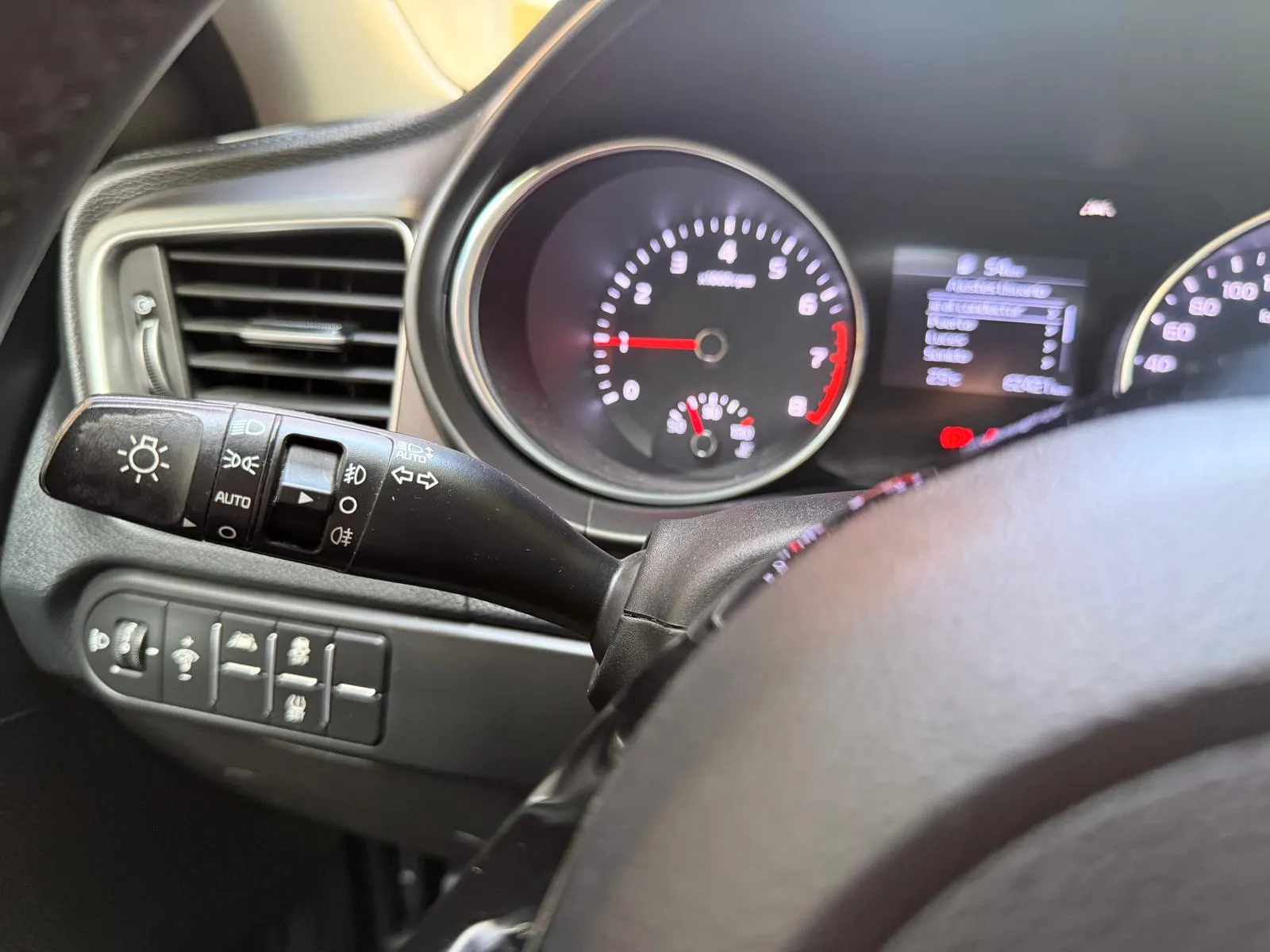 Kia XCeed 1.0 T-GDi Business - foto 13