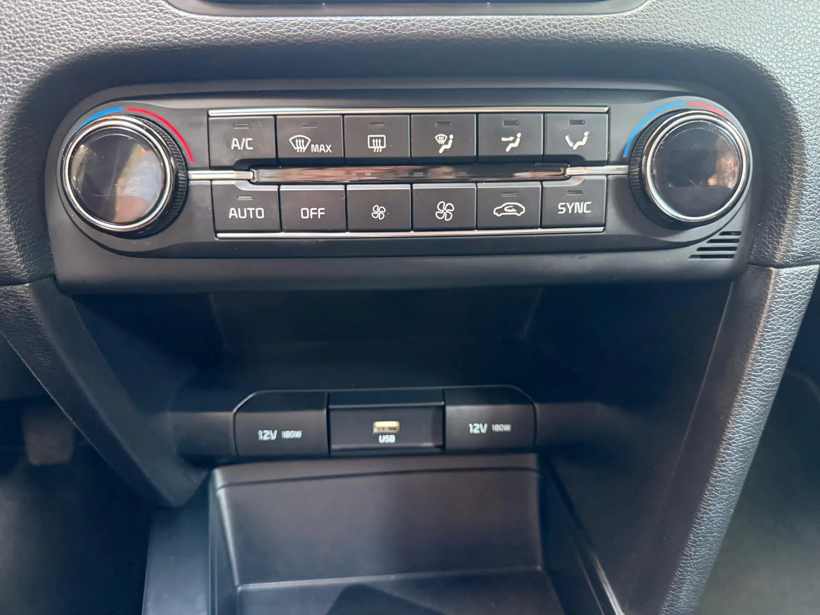 Kia XCeed 1.0 T-GDi Business - foto 22