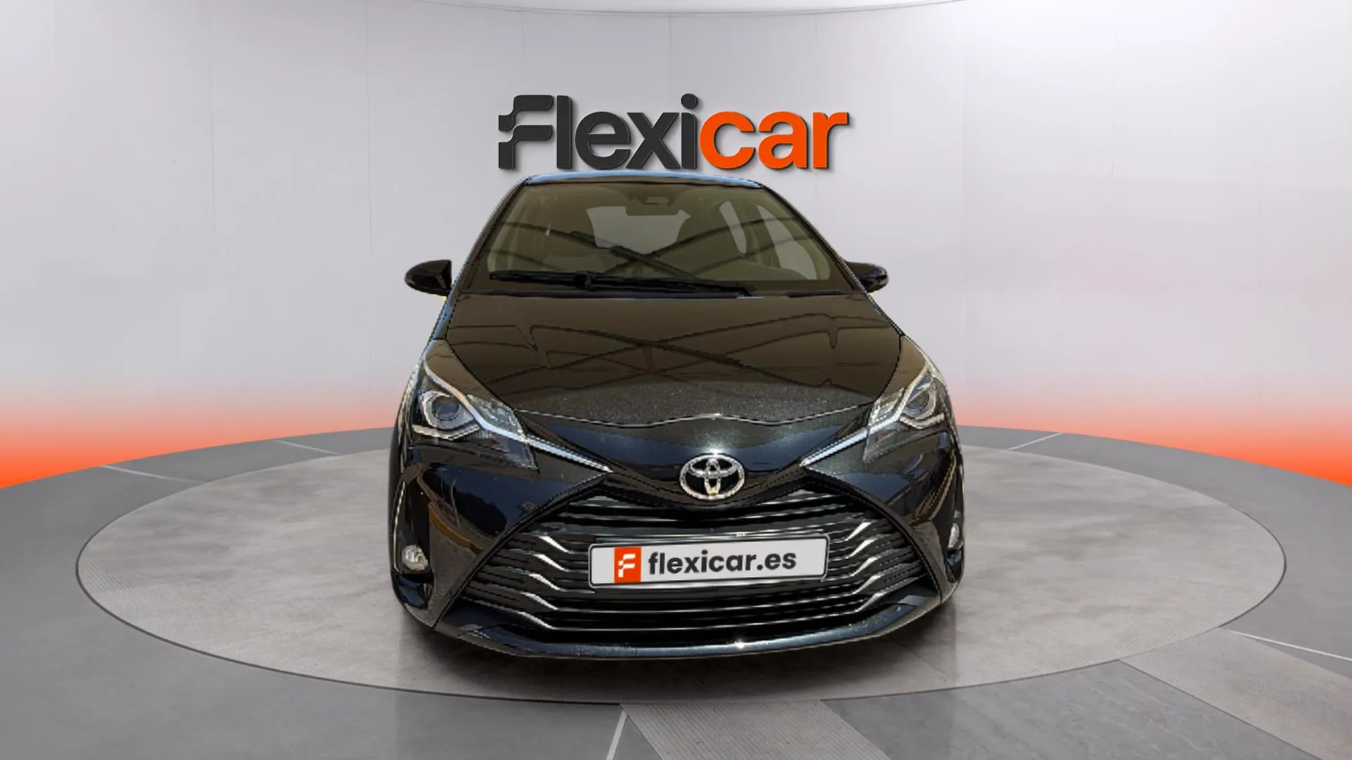 Toyota Yaris 1.5 110 Active - foto 2