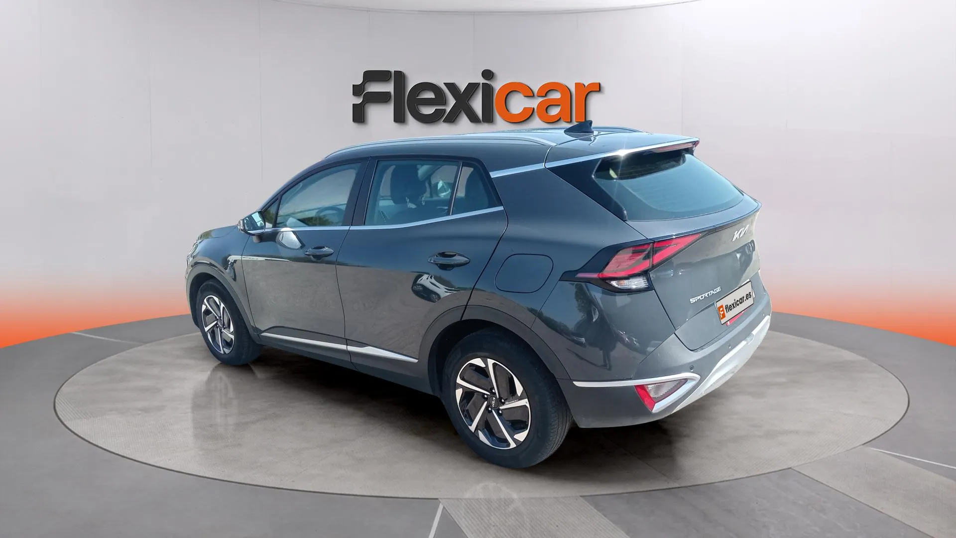 Kia Sportage 1.6 T-GDi MHEV Tech 4x2 DCT - foto 7