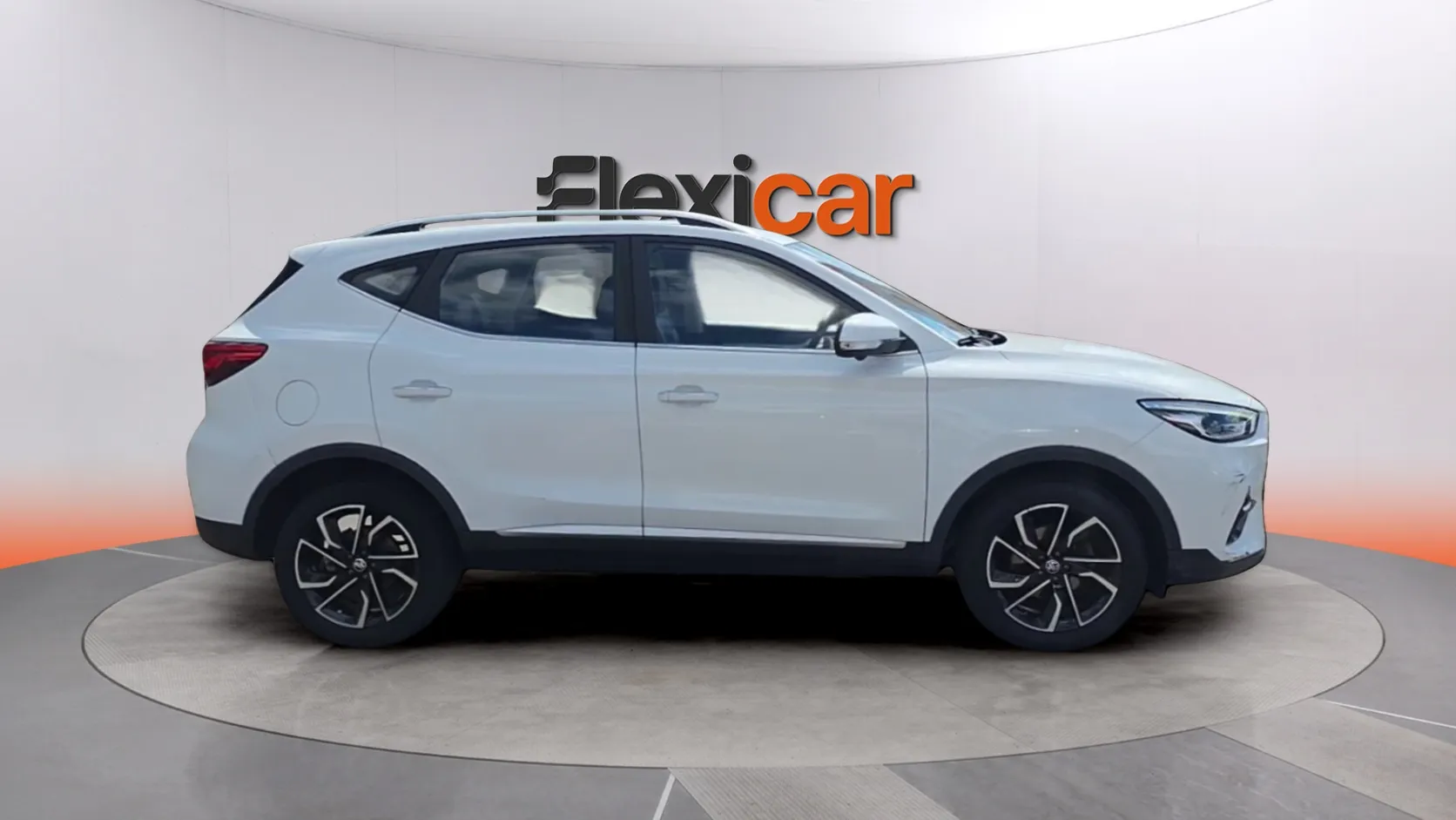 MG ZS 1.5 Luxury - foto 8