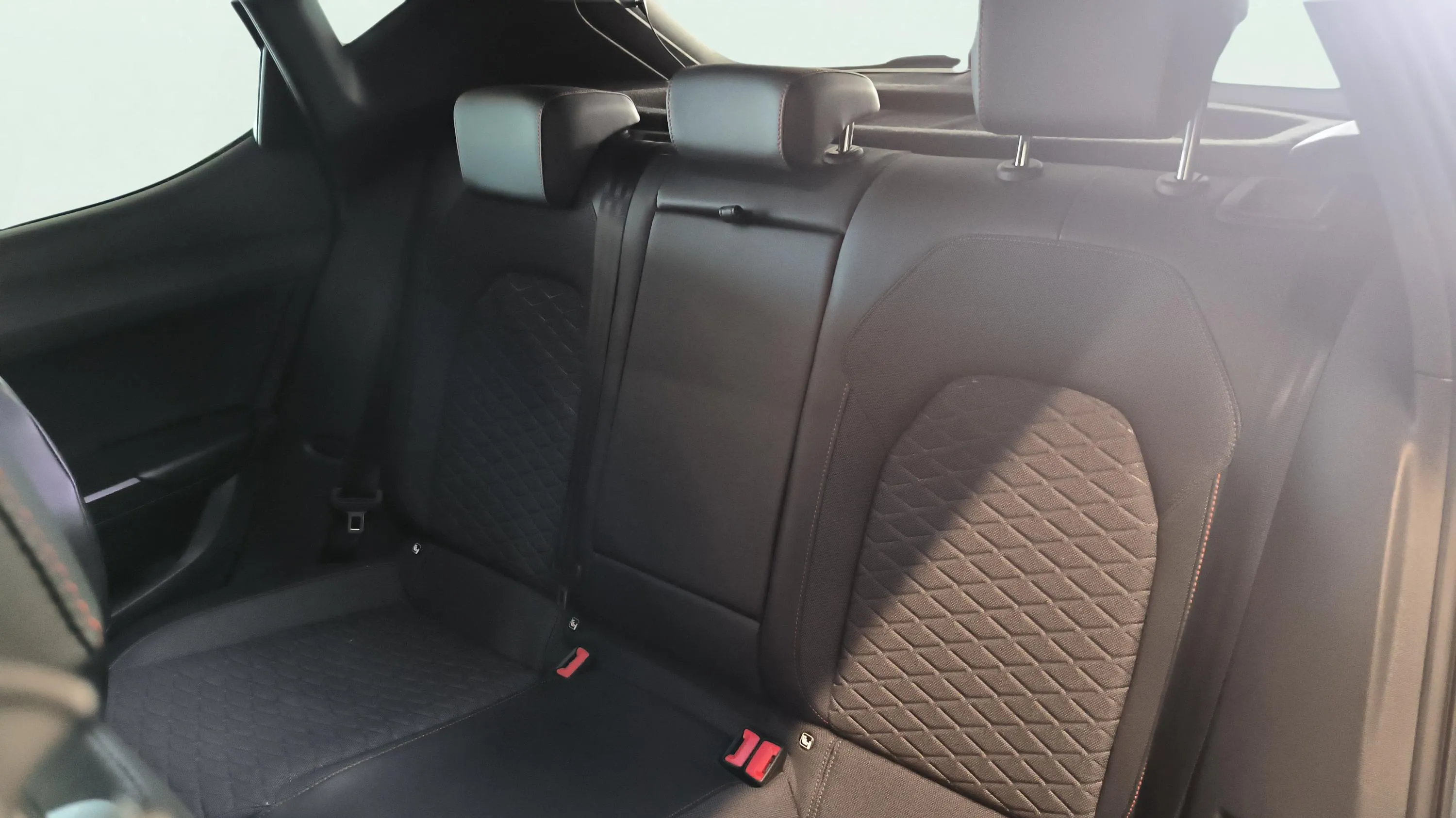 SEAT León 1.5 TSI FR 25 Aniversario - foto 26