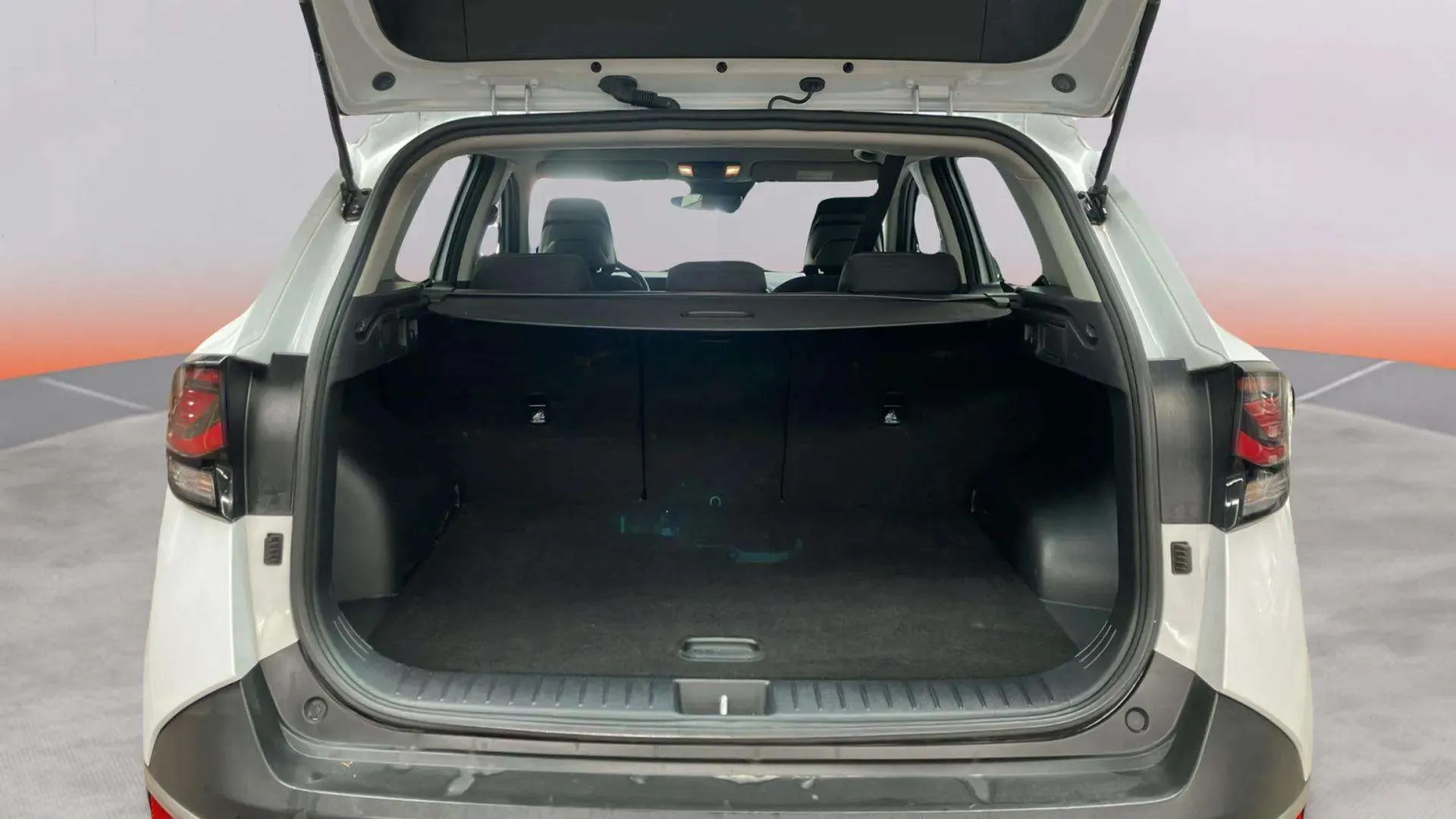 Kia Sportage 1.6 T-GDi HEV Business 4x4 - foto 16
