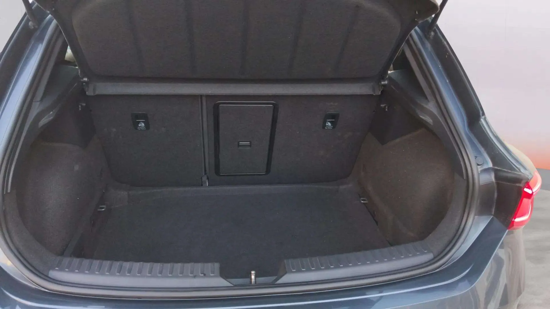 SEAT León 1.5 TSI FR 25 Aniversario - foto 24