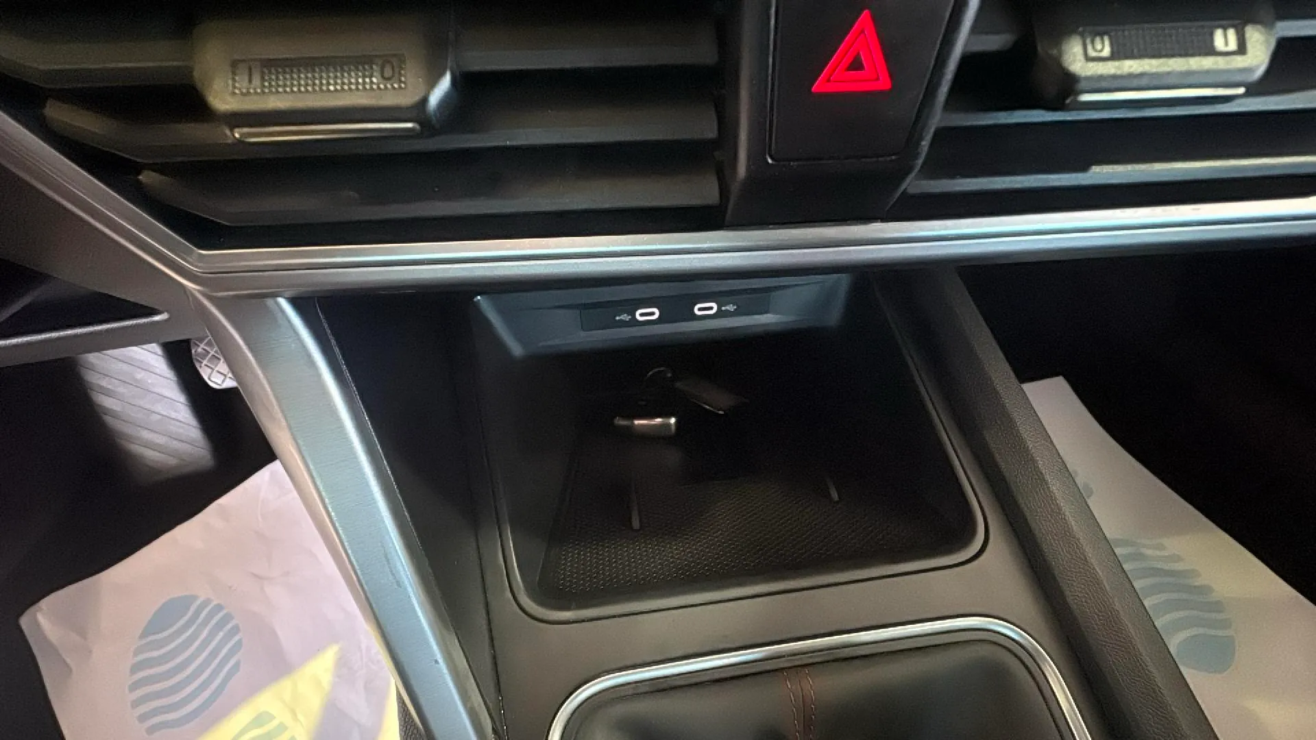 SEAT León 1.5 TSI FR 25 Aniversario - foto 23