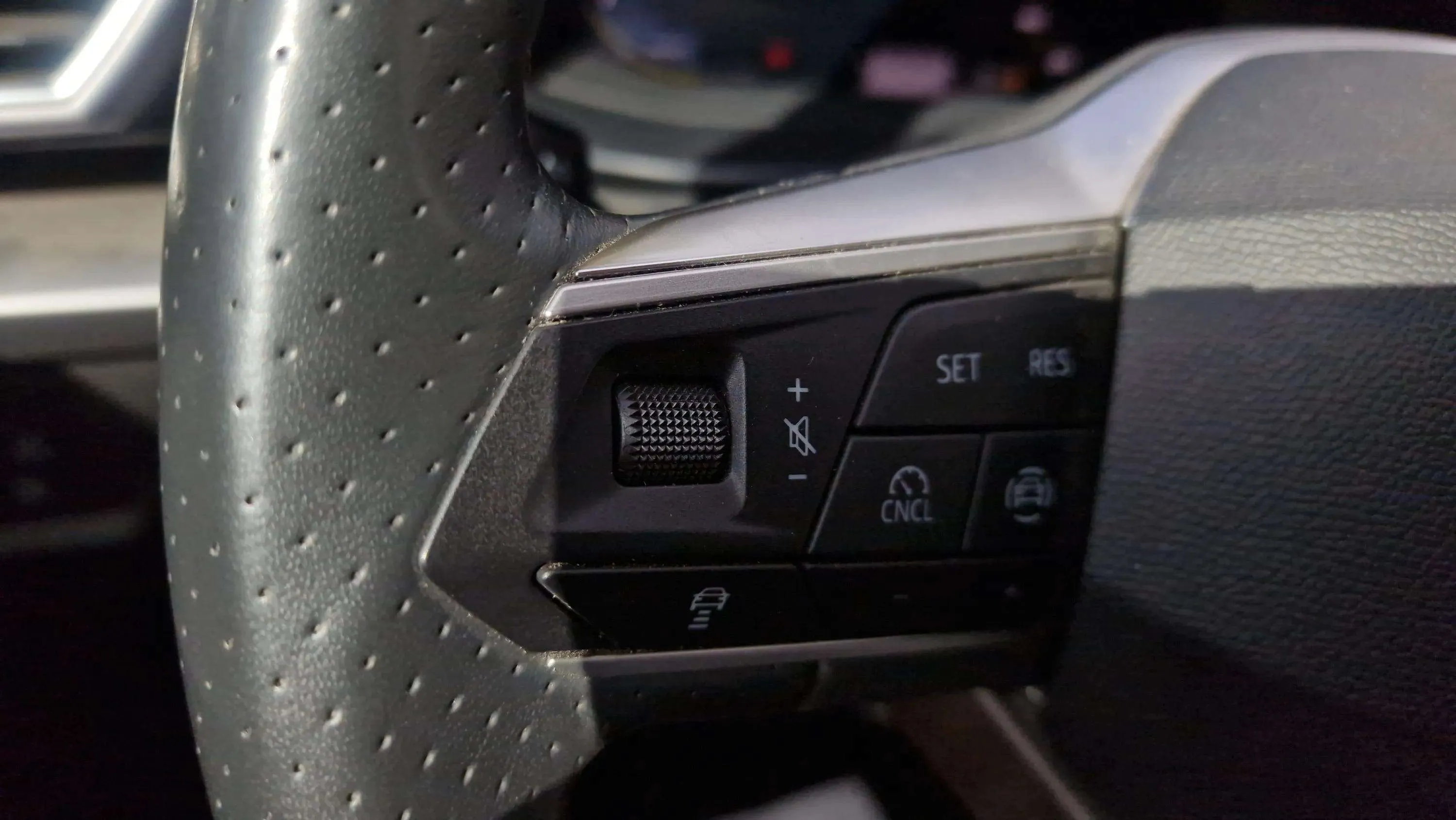 SEAT León 1.5 TSI FR 25 Aniversario - foto 18