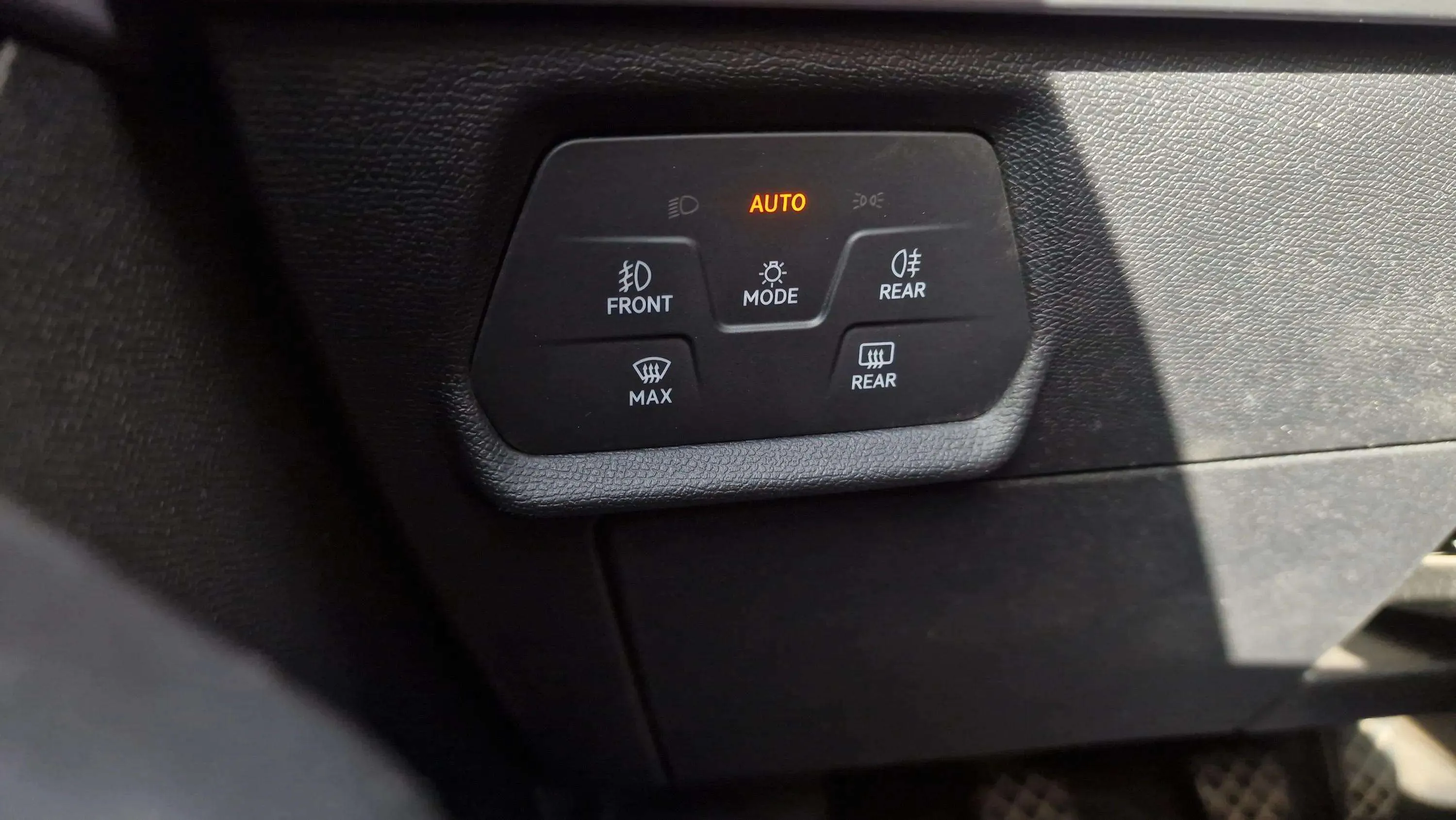 SEAT León 1.5 TSI FR 25 Aniversario - foto 20