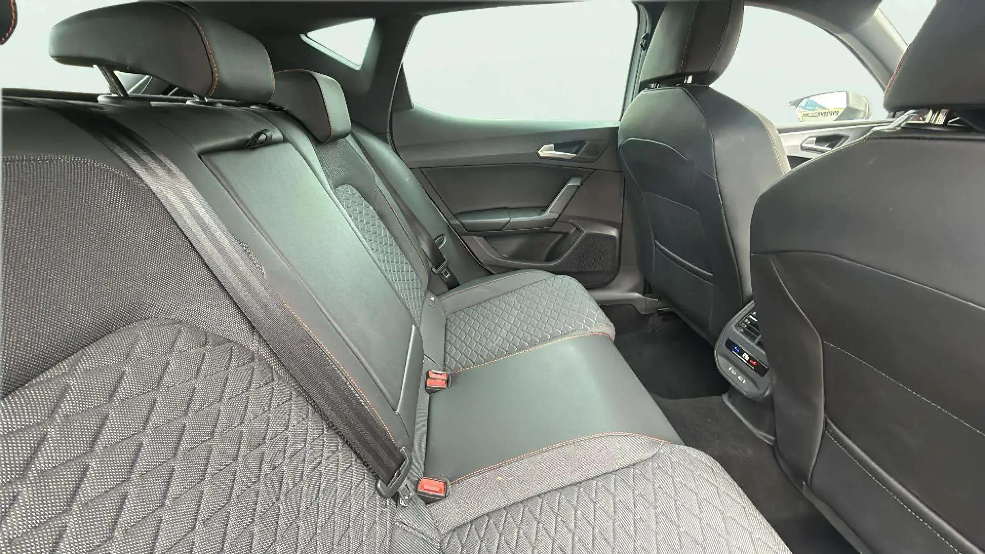 SEAT León 1.5 TSI FR XS - foto 24