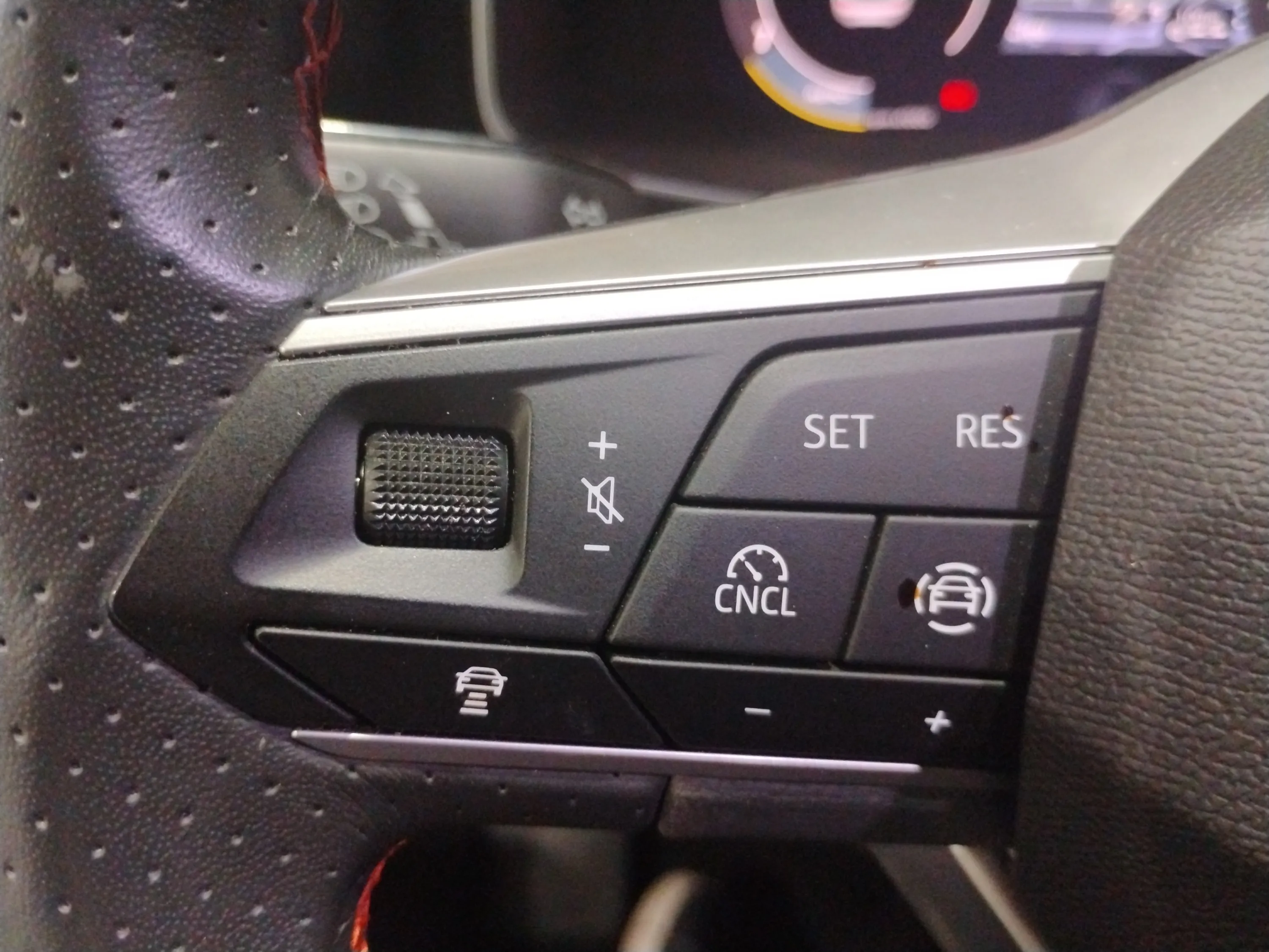 SEAT León 1.5 TSI FR 25 Aniversario - foto 27