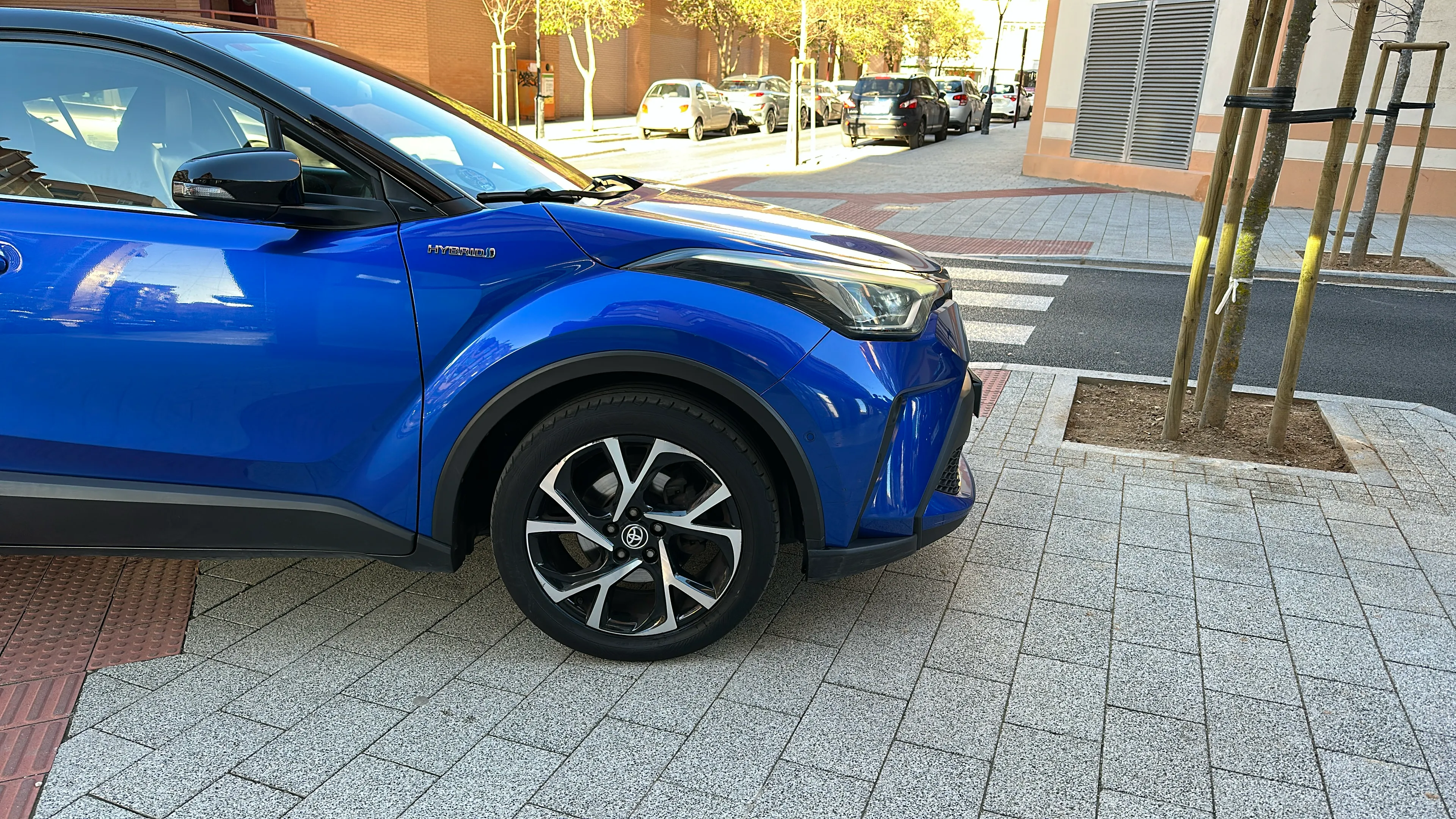 Toyota C-HR 2.0 180H Advance - foto 10