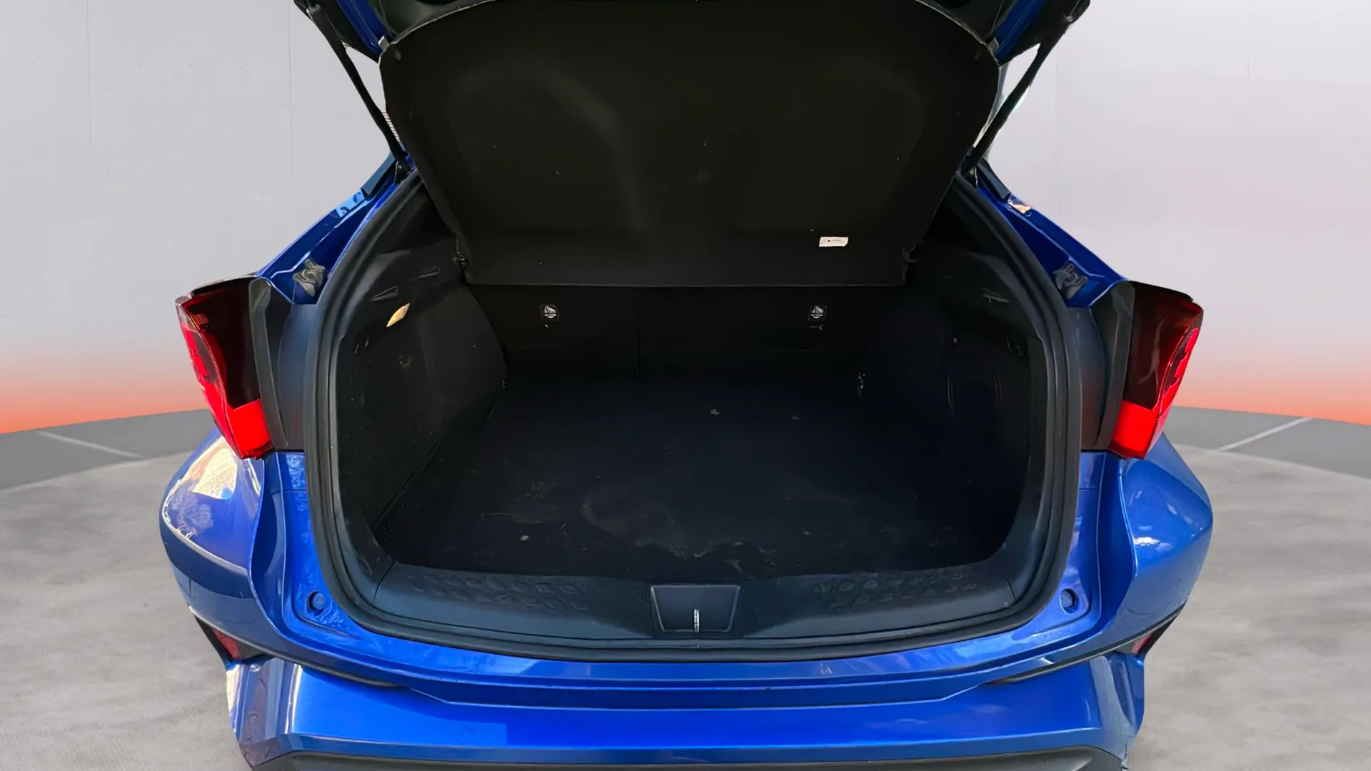 Toyota C-HR 2.0 180H Advance - foto 9