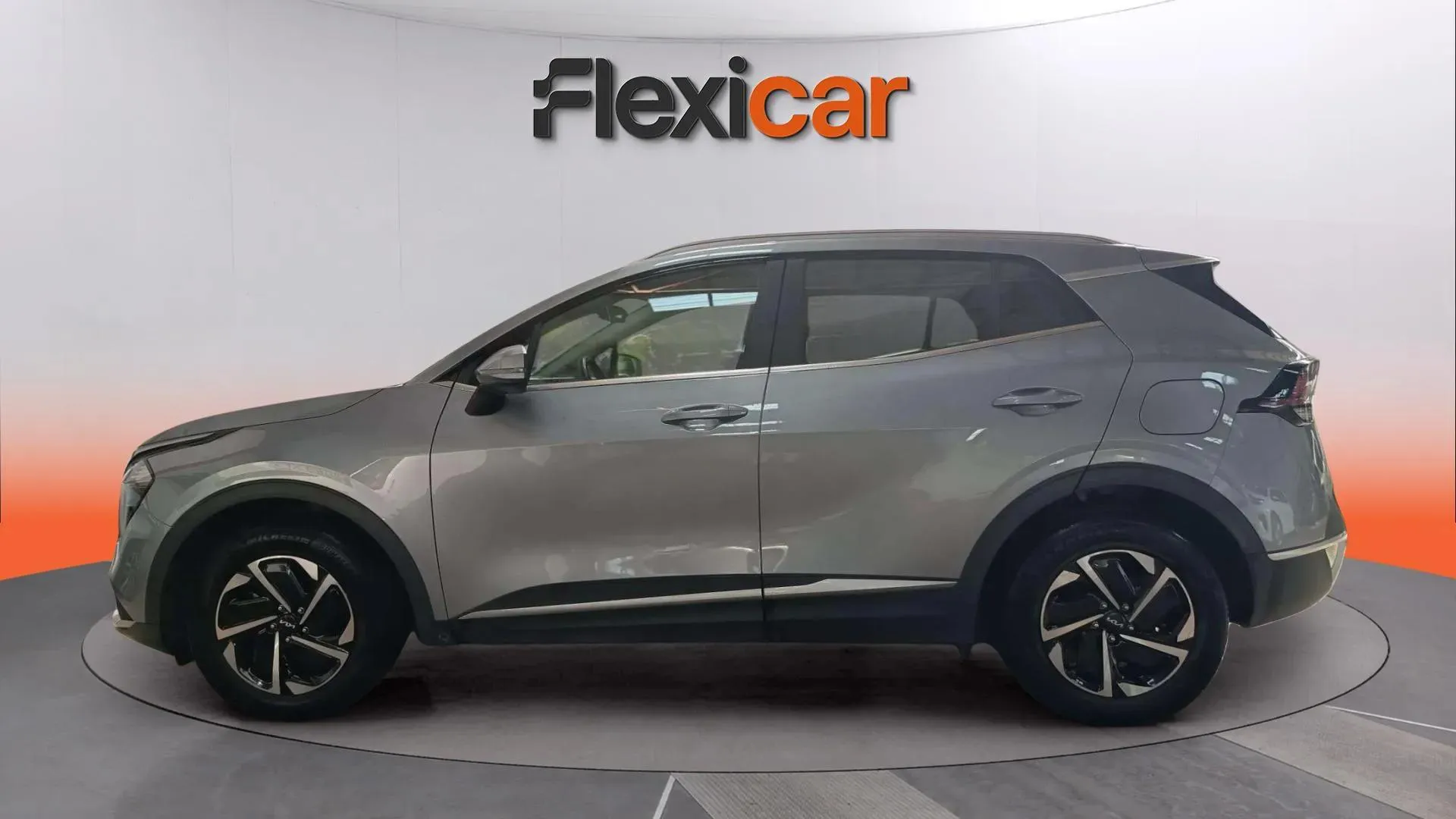 Kia Sportage 1.6 T-GDi HEV Drive 4x2 - foto 4