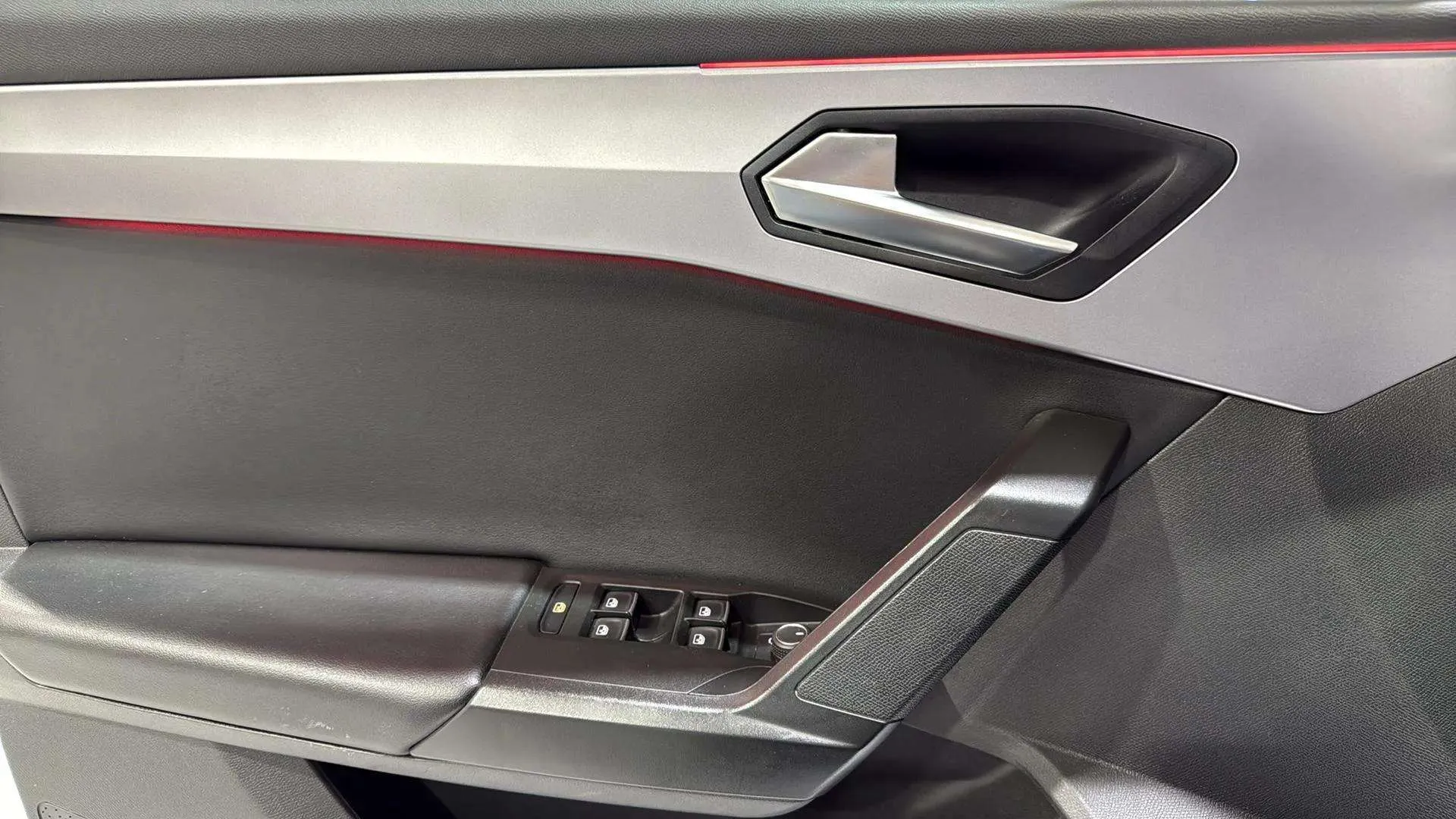 SEAT León 1.5 TSI FR 25 Aniversario - foto 18