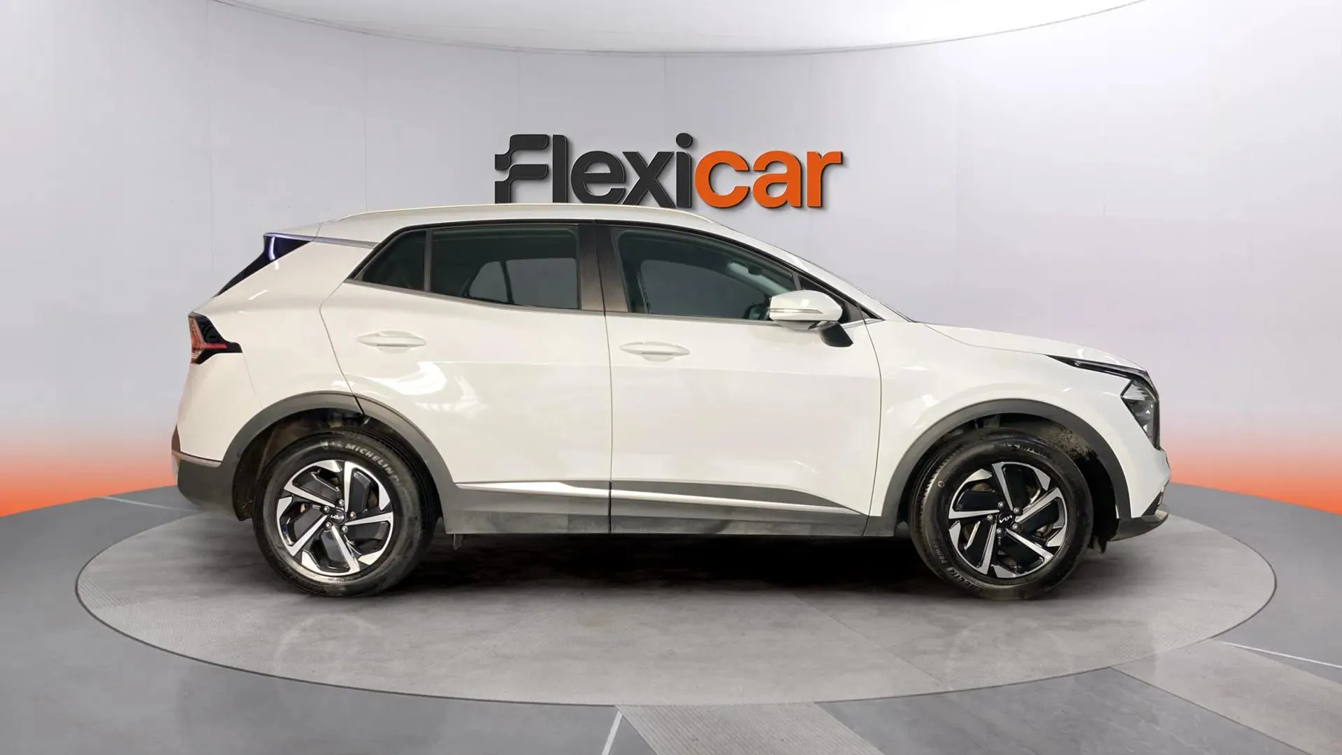 Kia Sportage 1.6 T-GDi HEV Drive 4x2 - foto 5