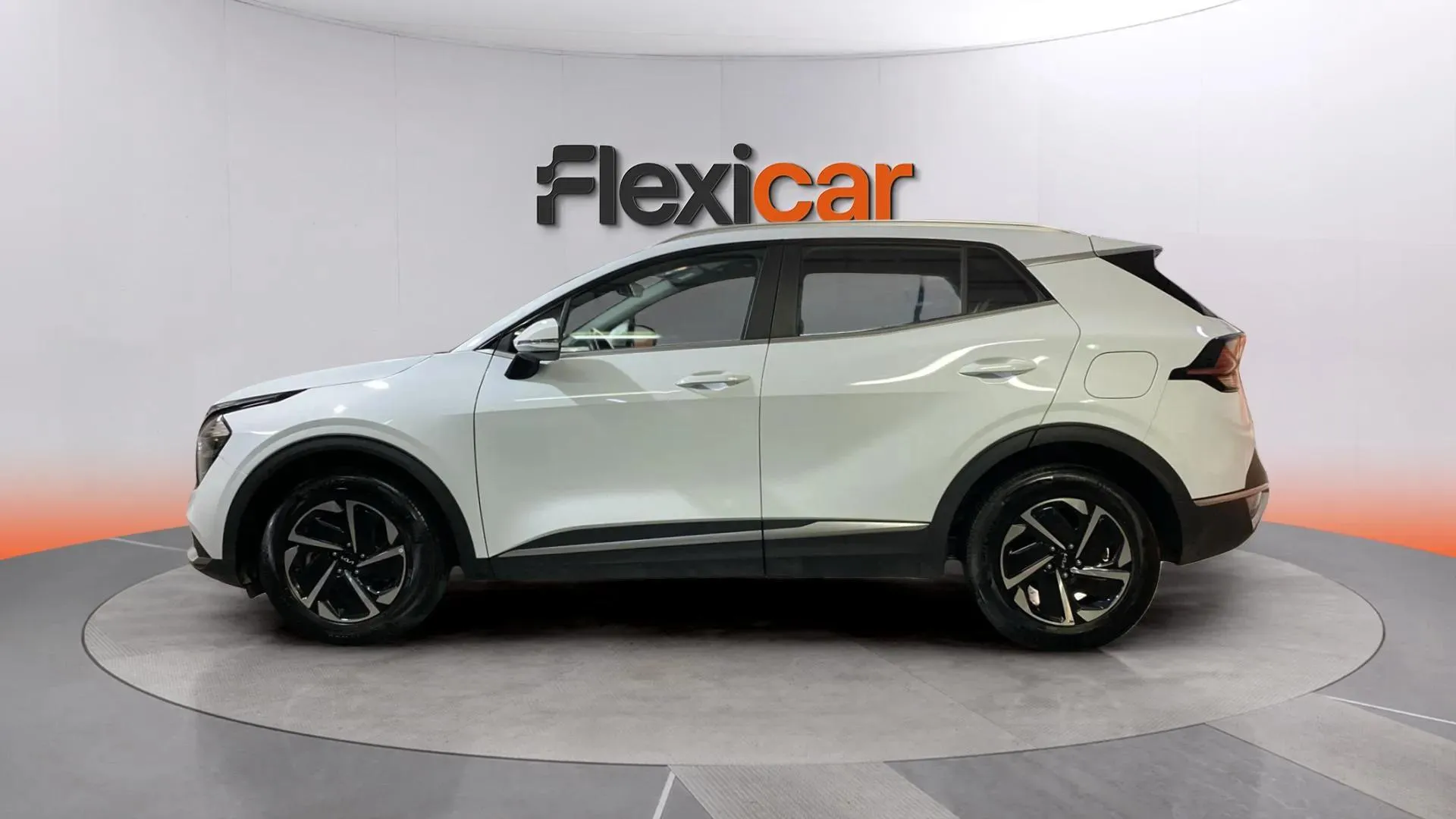 Kia Sportage 1.6 T-GDi HEV Drive 4x2 - foto 3