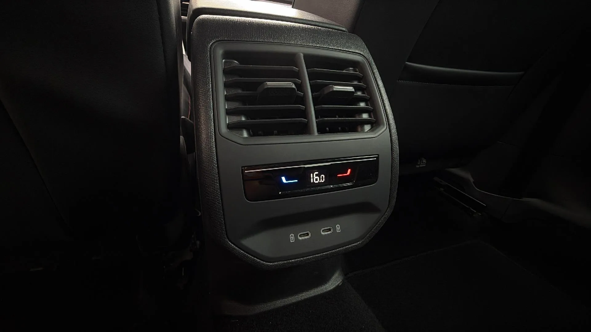 SEAT León 1.5 TSI FR 25 Aniversario - foto 21
