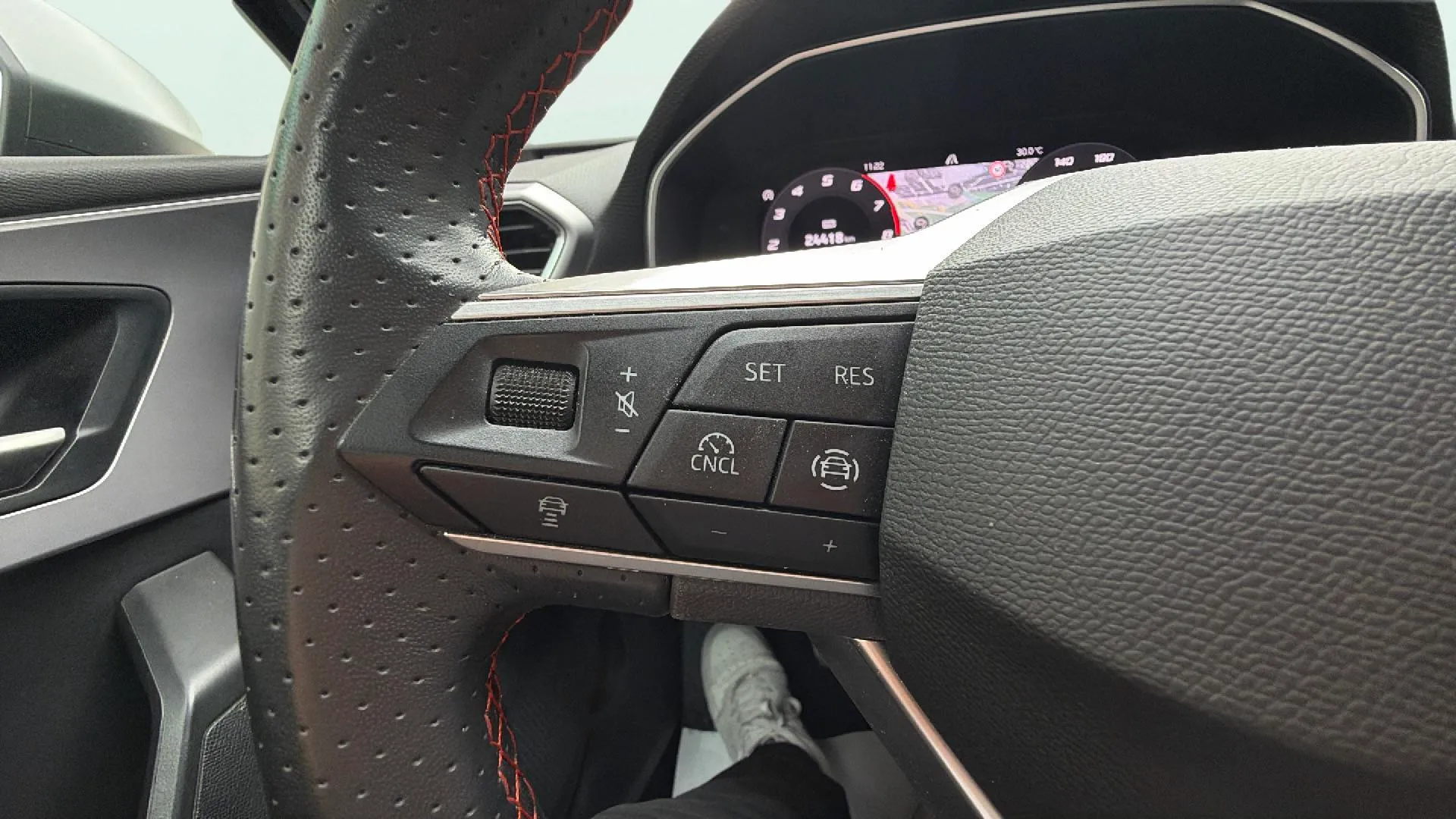 SEAT León 1.5 TSI FR 25 Aniversario - foto 19