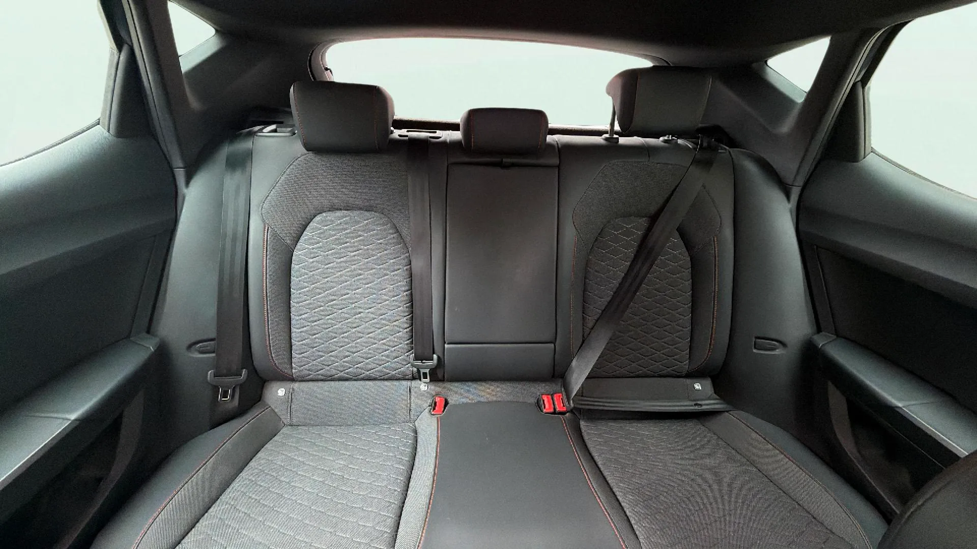 SEAT León 1.5 TSI FR 25 Aniversario - foto 14