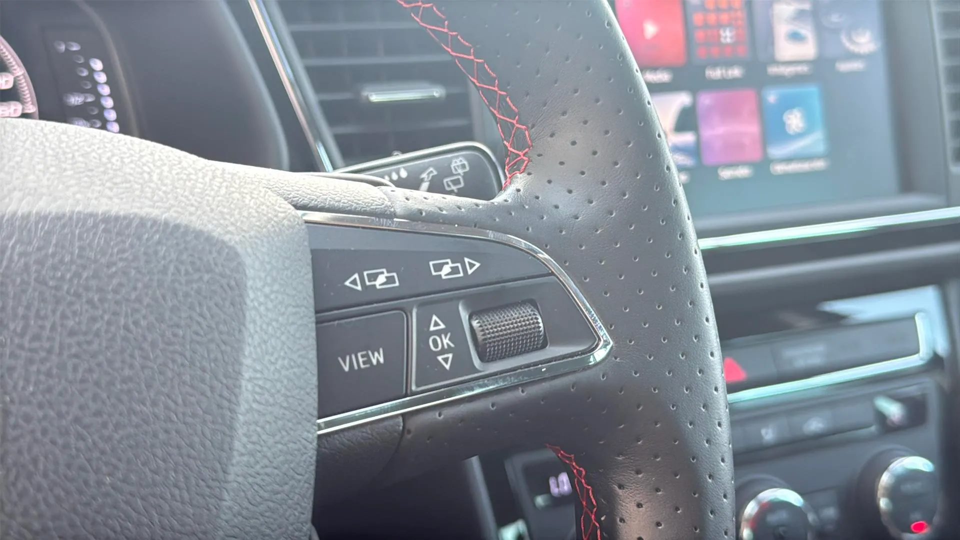 SEAT León 2.0 TSI DSG-7 FR Ed - foto 13