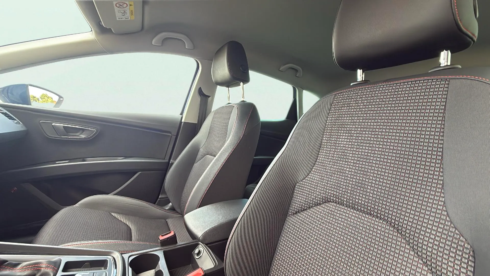 SEAT León 2.0 TSI DSG-7 FR Ed - foto 14