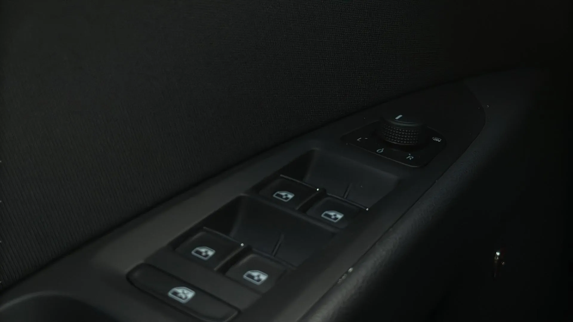 SEAT León 2.0 TSI DSG-7 FR Ed - foto 20