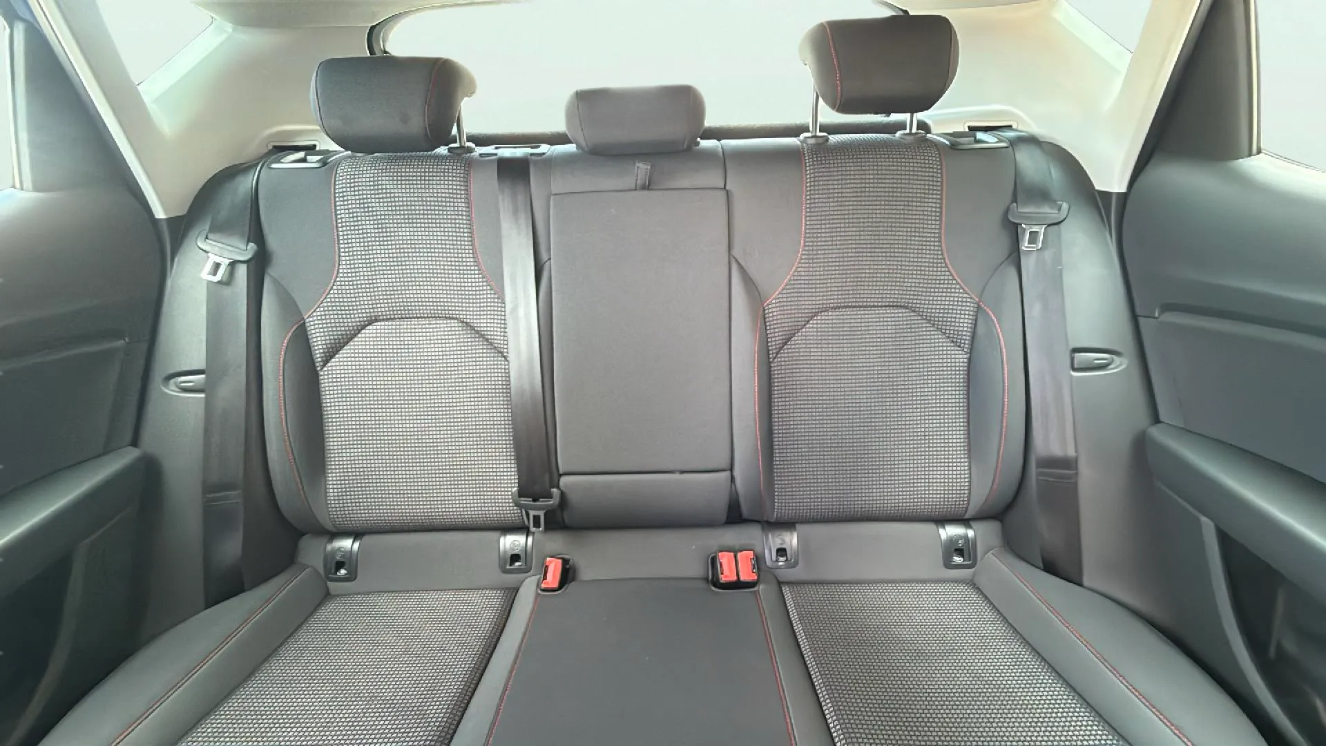 SEAT León 2.0 TSI DSG-7 FR Ed - foto 15