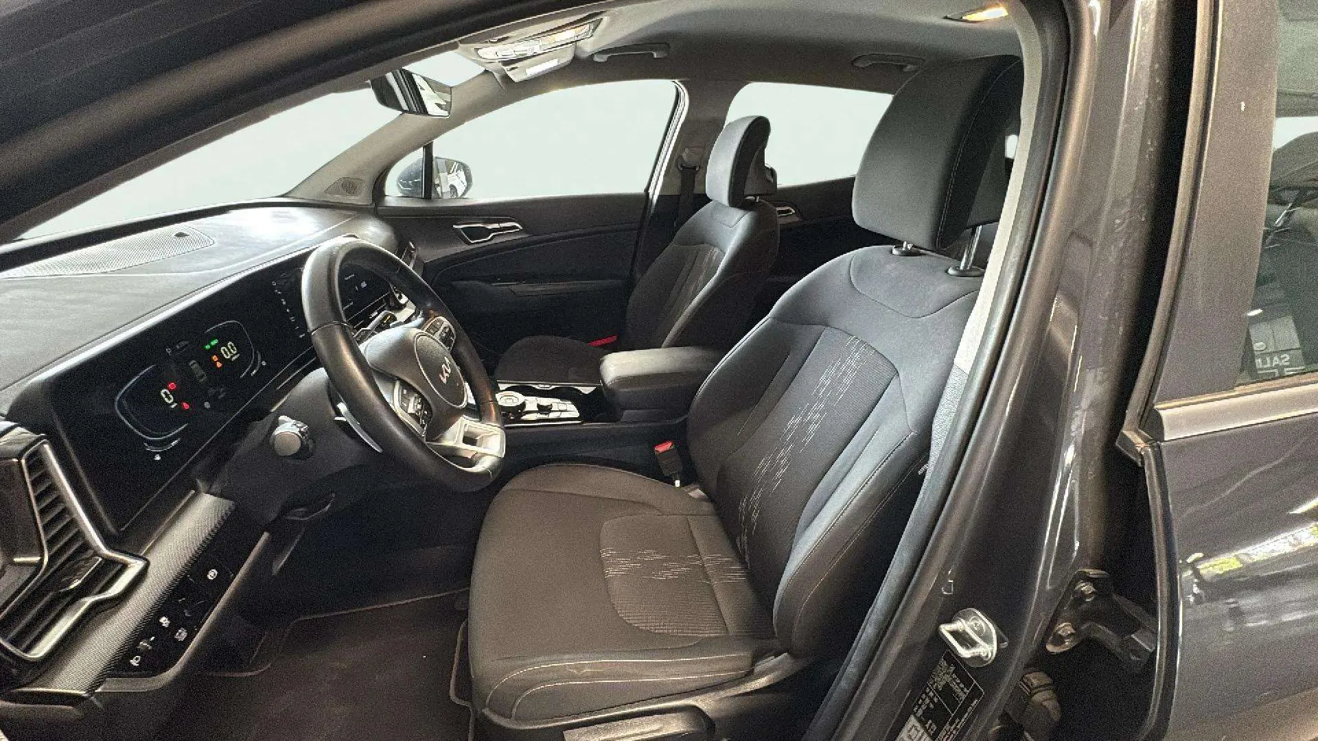 Kia Sportage 1.6 T-GDi HEV Drive 4x2 - foto 11