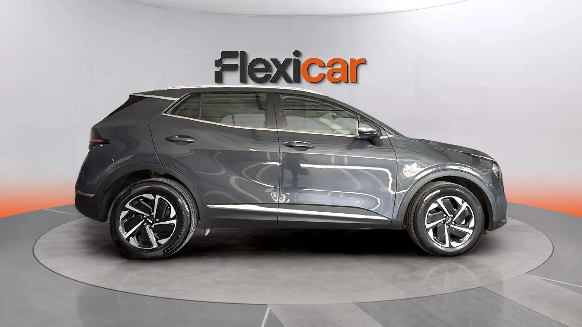 Kia Sportage 1.6 T-GDi HEV Drive 4x2 - foto 3