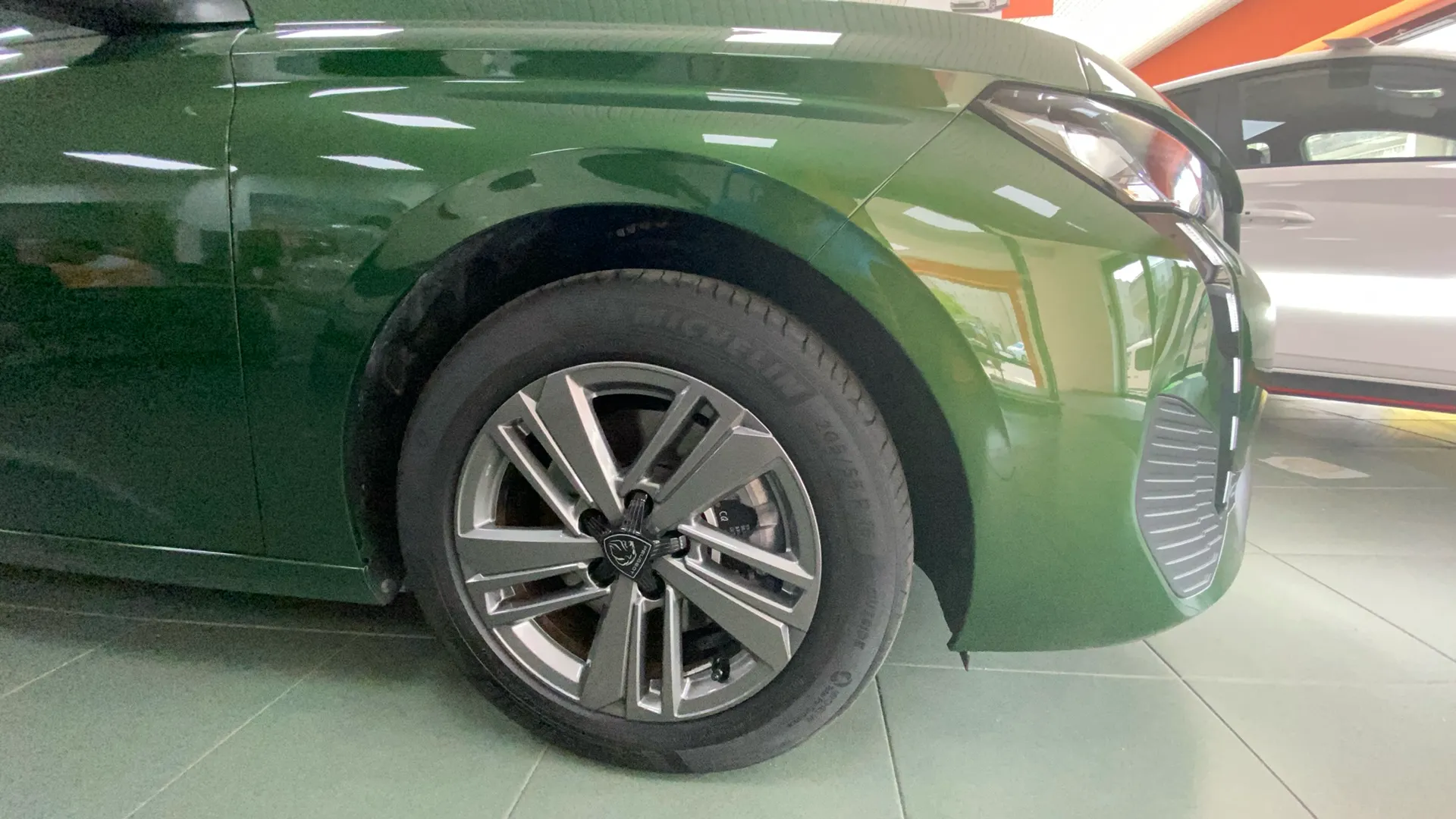 Peugeot 308 Active BlueHDi 130 EAT8 - foto 36