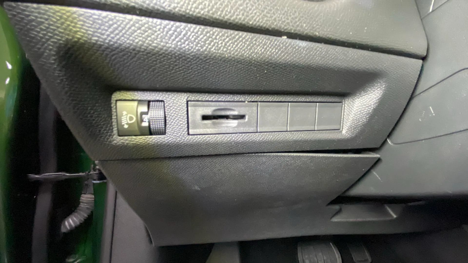 Peugeot 308 Active BlueHDi 130 EAT8 - foto 15