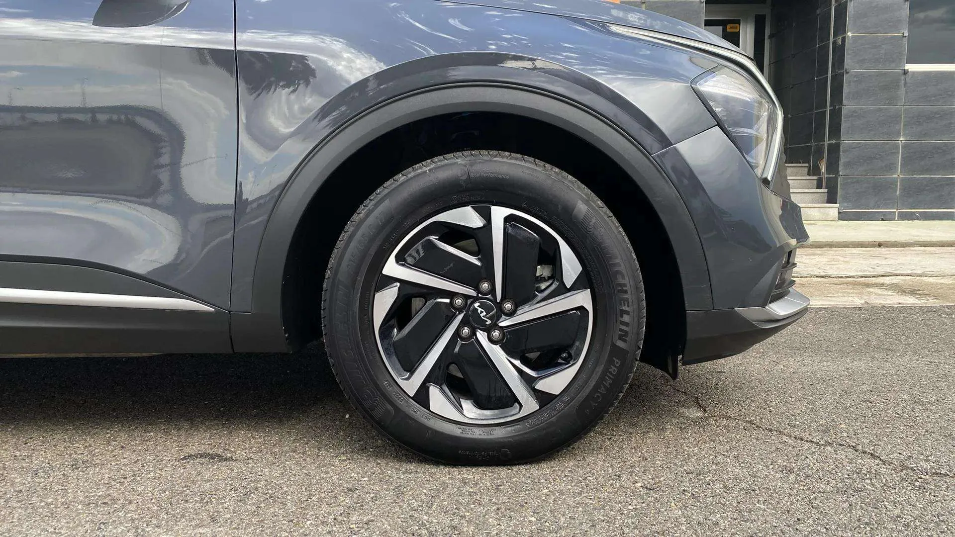 Kia Sportage 1.6 T-GDi MHEV Tech 4x2 DCT - foto 9