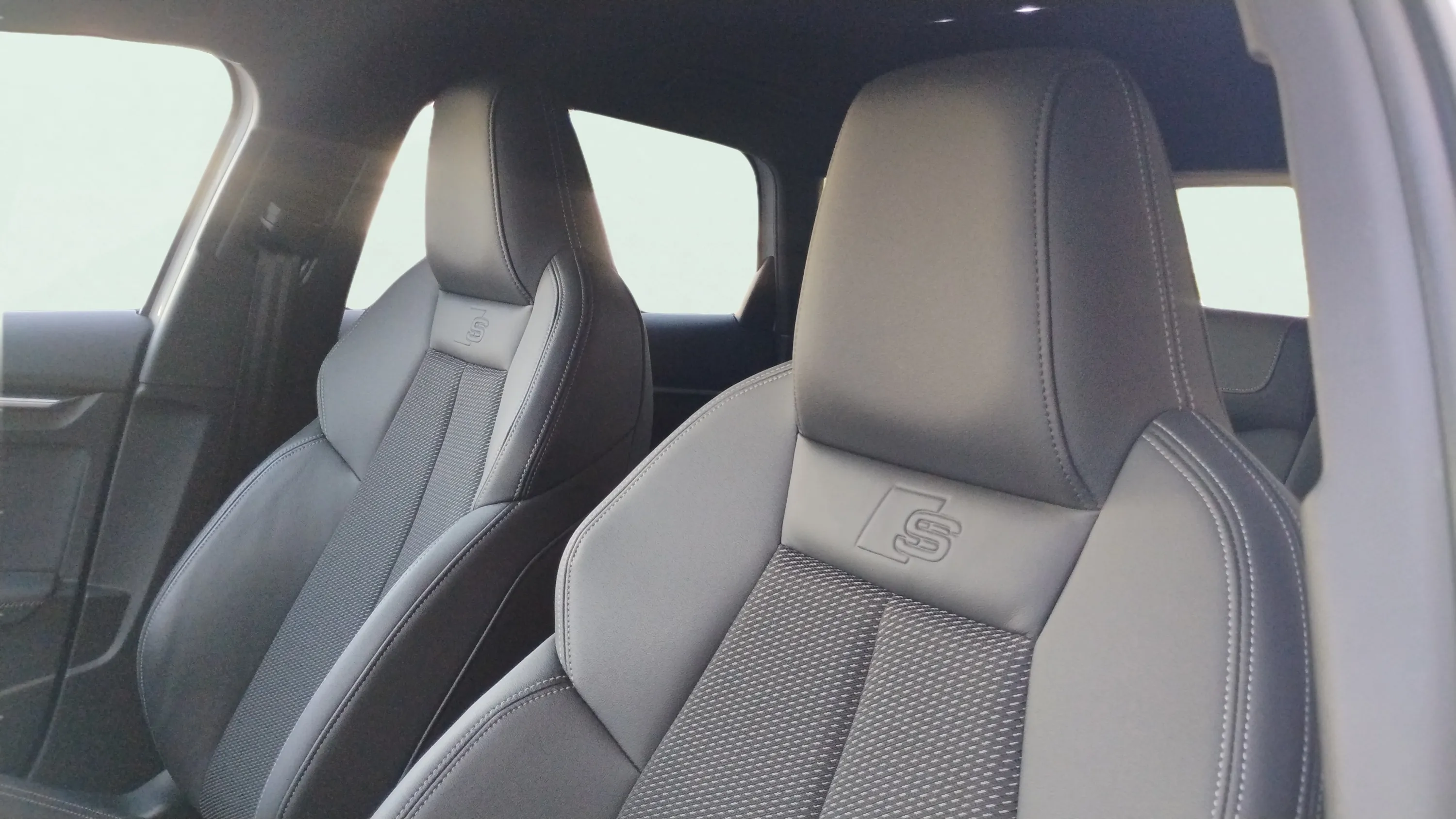 Audi A3 Sportback Black line 30 TDI S tron - foto 19
