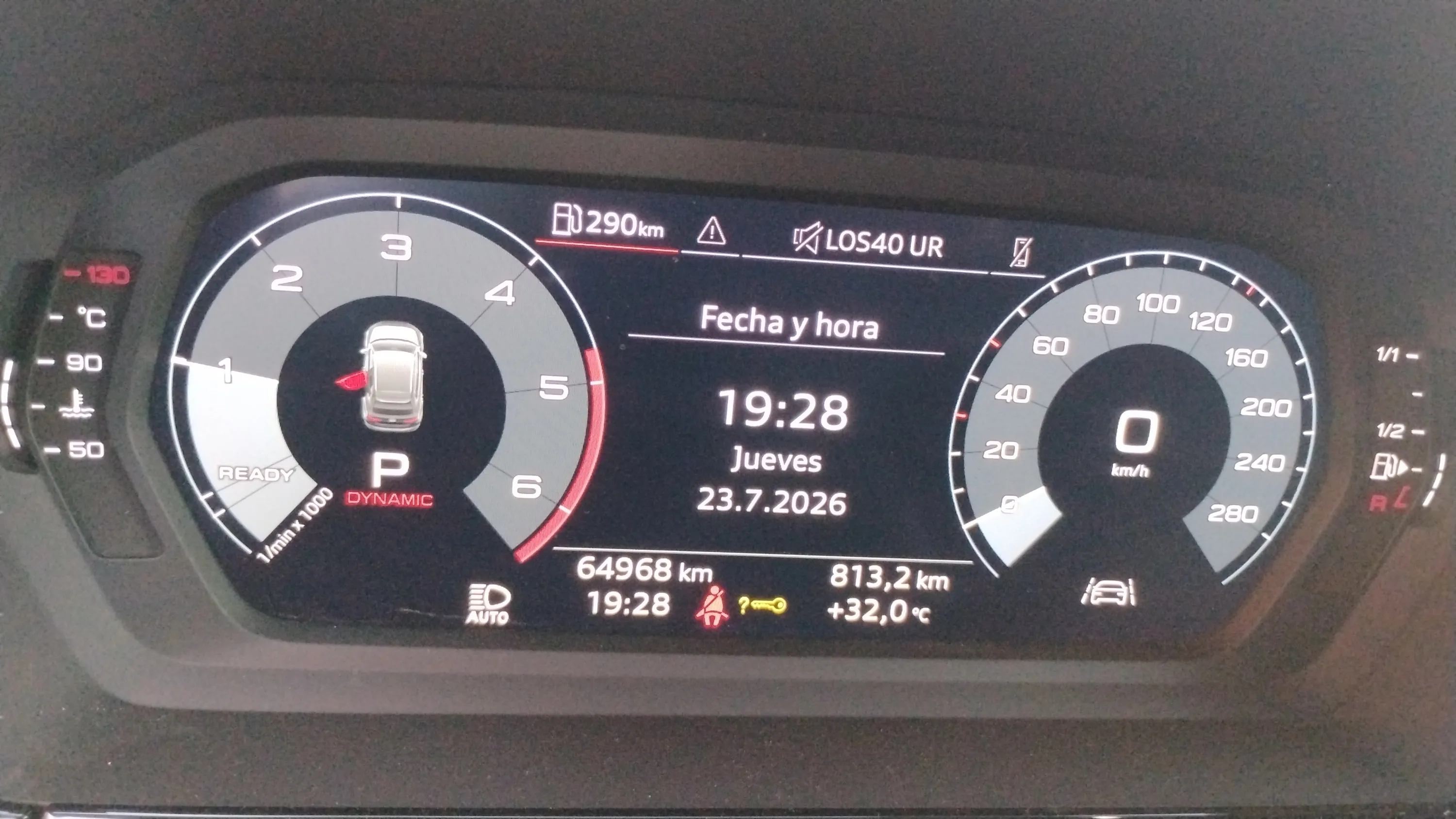 Audi A3 Sportback Black line 30 TDI S tron - foto 12