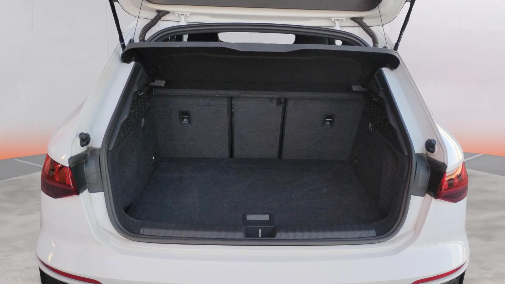 Audi A3 Sportback Black line 30 TDI S tron - foto 21