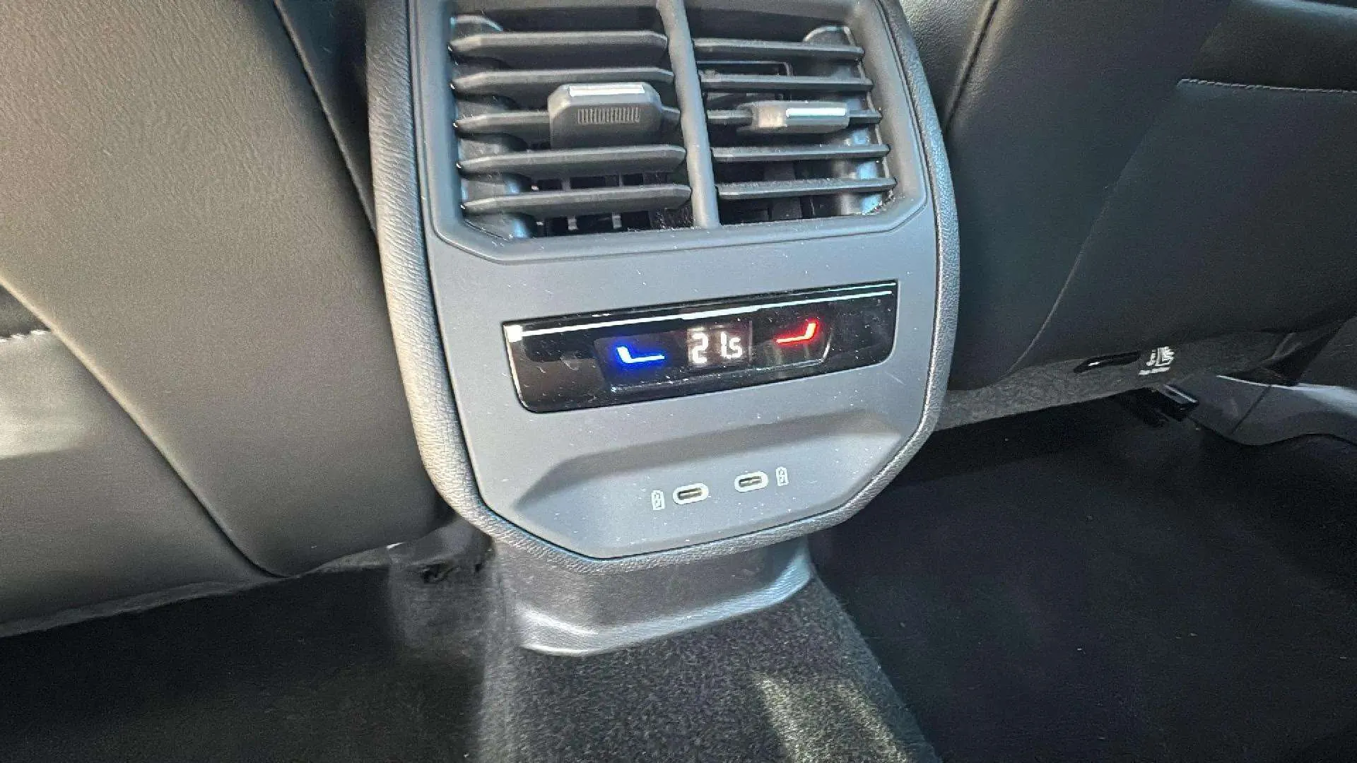 SEAT León SP 1.5 TSI FR 25 Aniversario - foto 27
