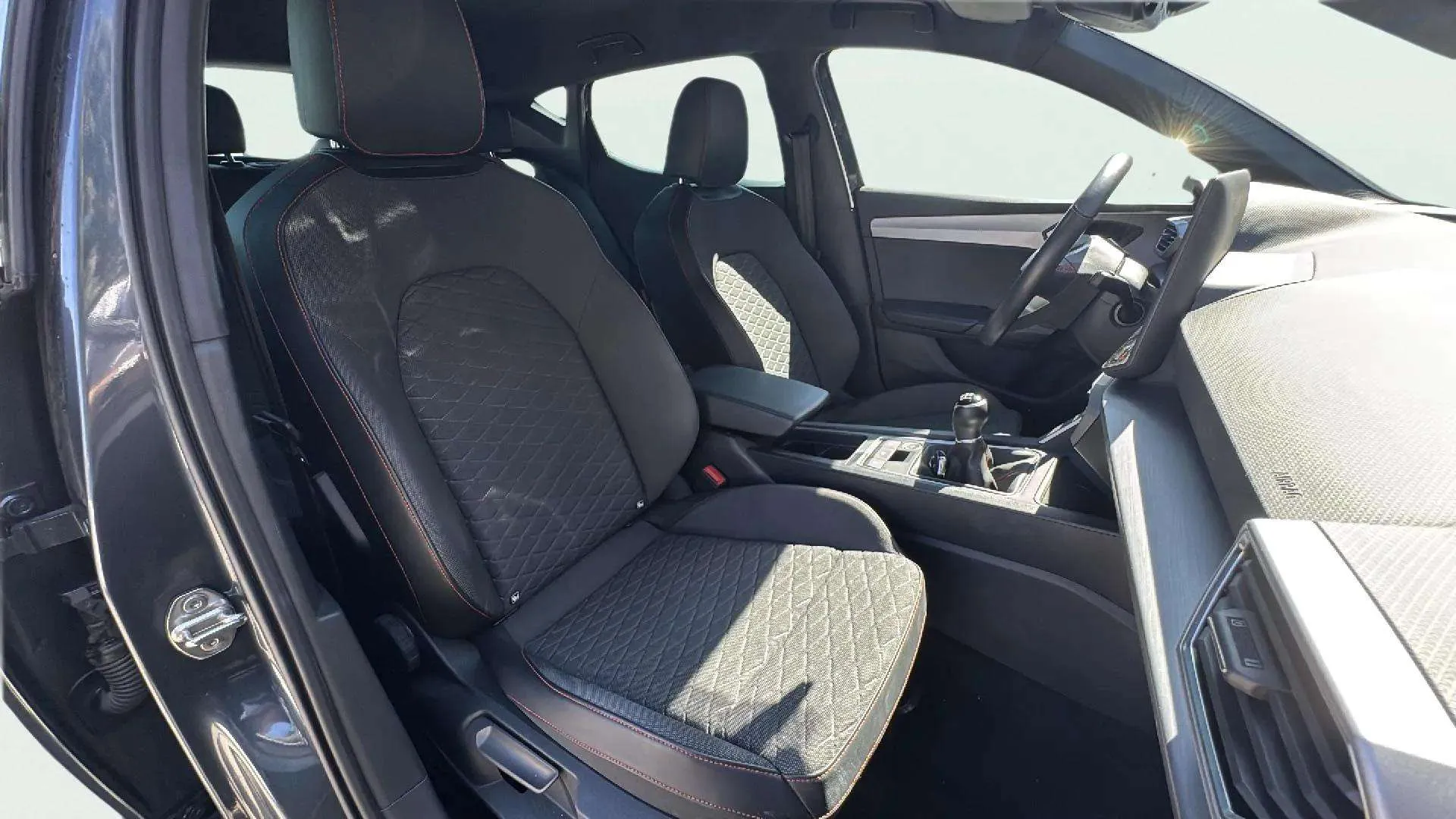 SEAT León SP 1.5 TSI FR 25 Aniversario - foto 14